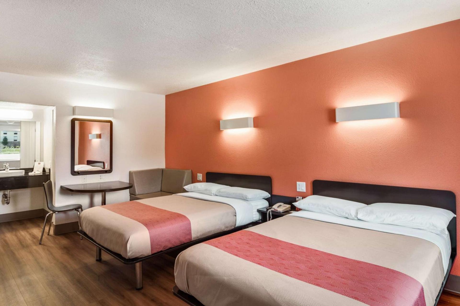 Motel 6-Youngstown, OH photo 15