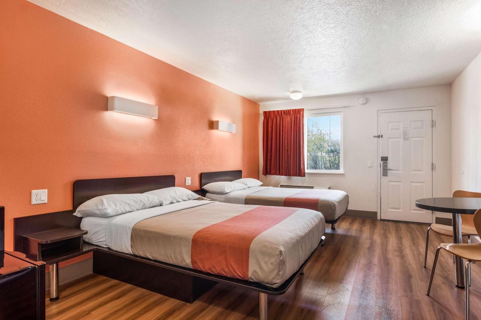 Motel 6-Youngstown, OH photo 18