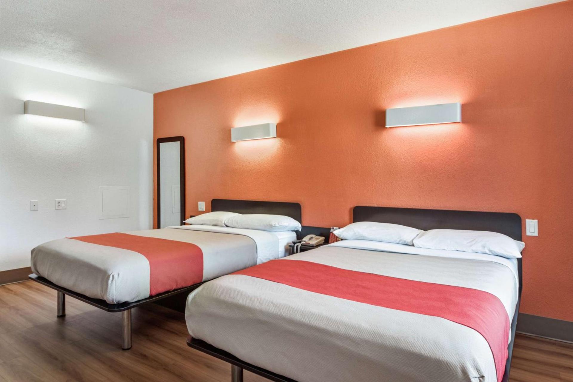 Motel 6-Youngstown, OH photo 23