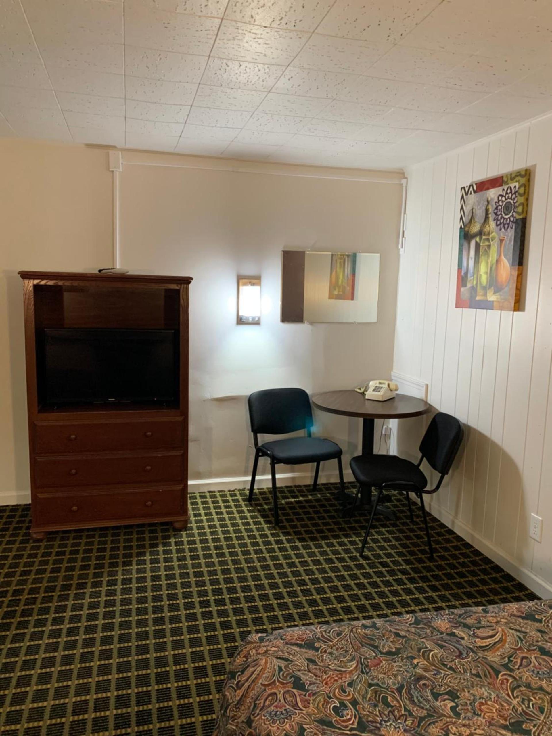 Boone trail inn photo 17
