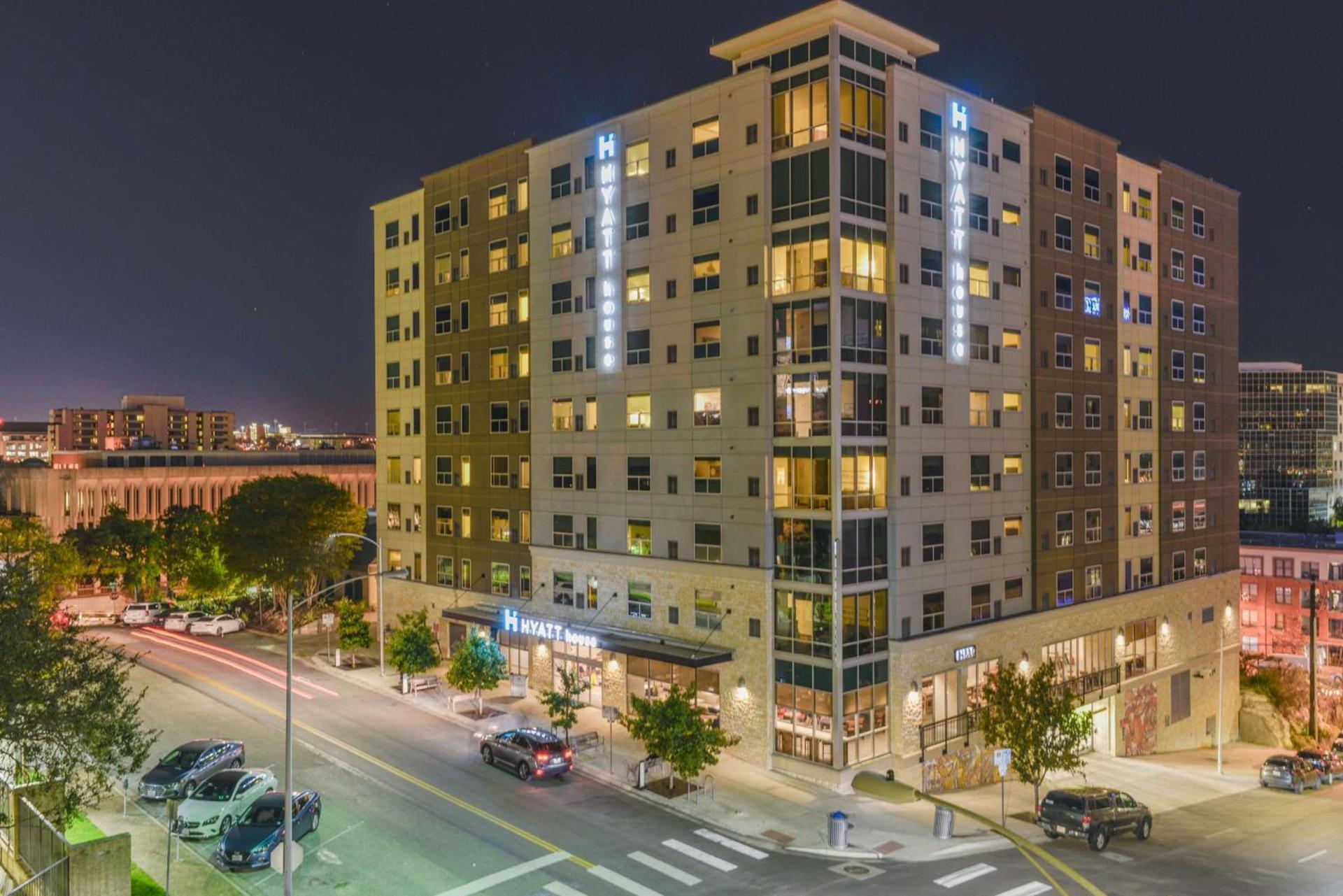 Hyatt House Austin/Downtown photo 42