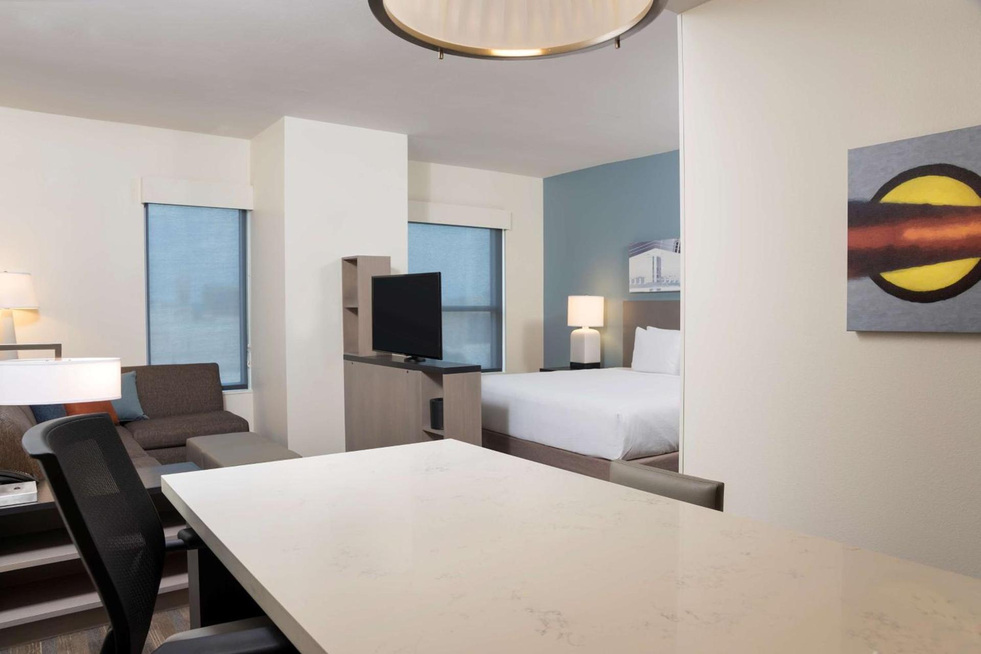 Hyatt House Austin/Downtown photo 8