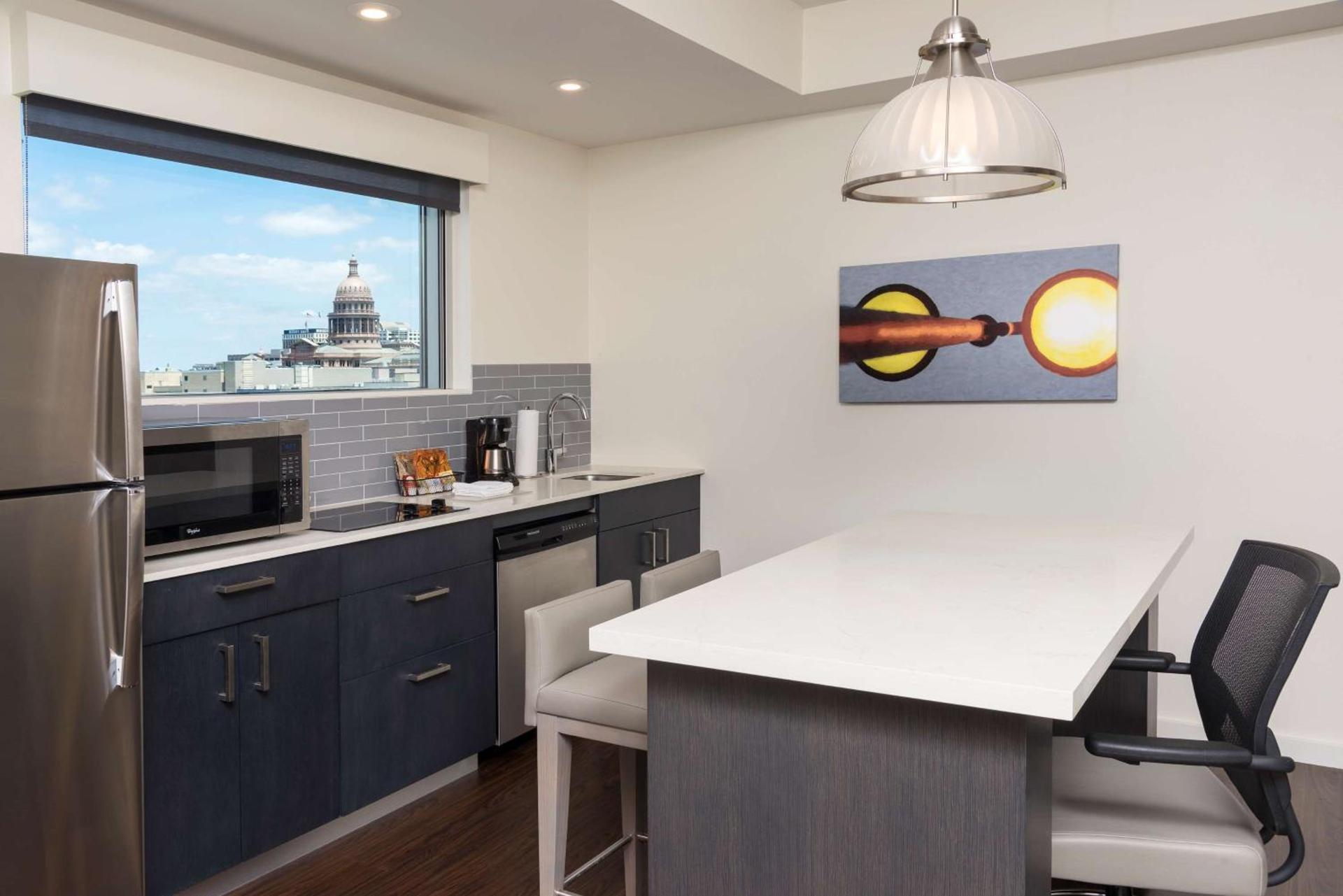 Hyatt House Austin/Downtown photo 12