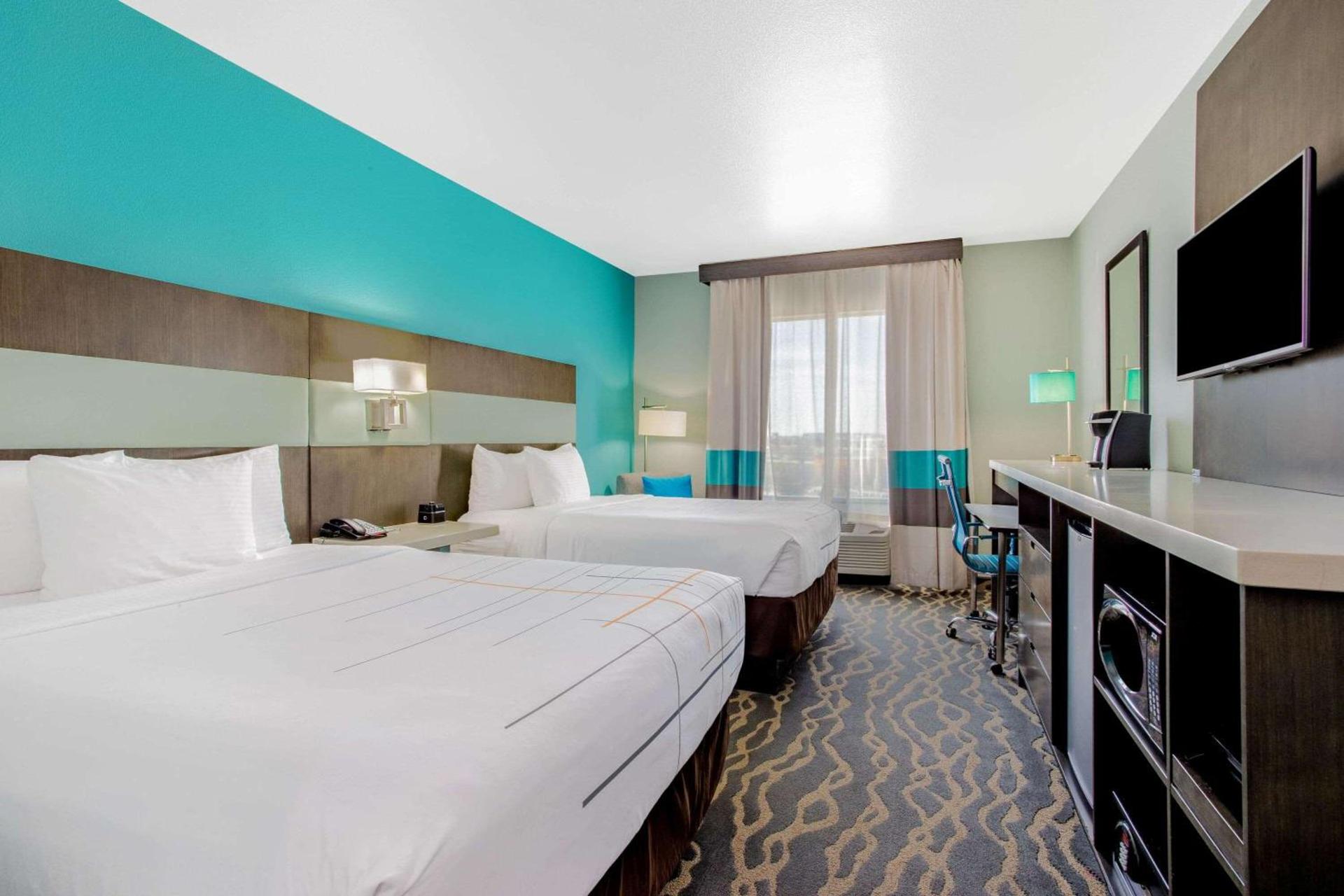La Quinta Inn & Suites by Wyndham Northlake Ft. Worth photo 39