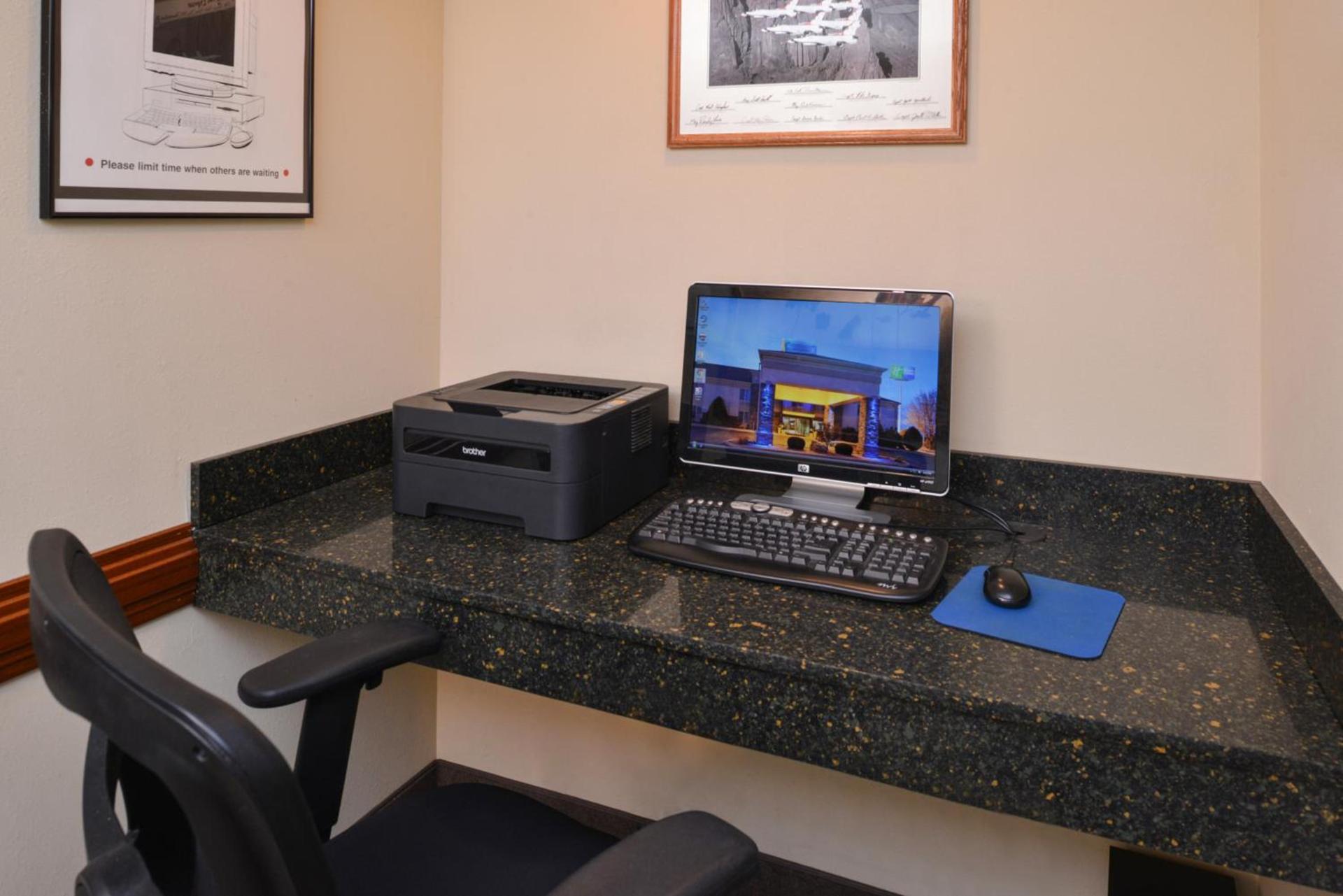 Holiday Inn Express La Junta by IHG photo 31