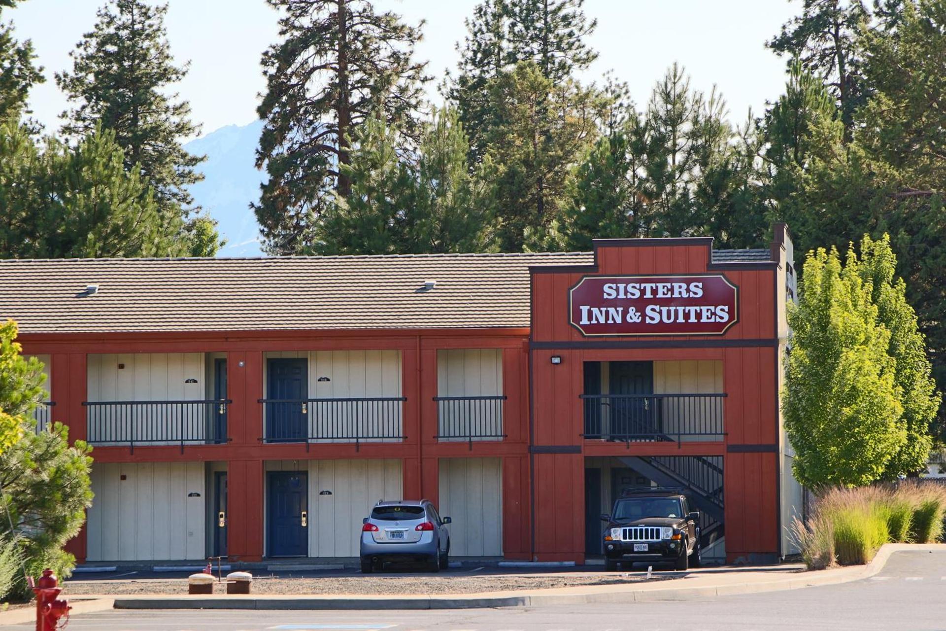 Sisters Inn & Suites photo 12