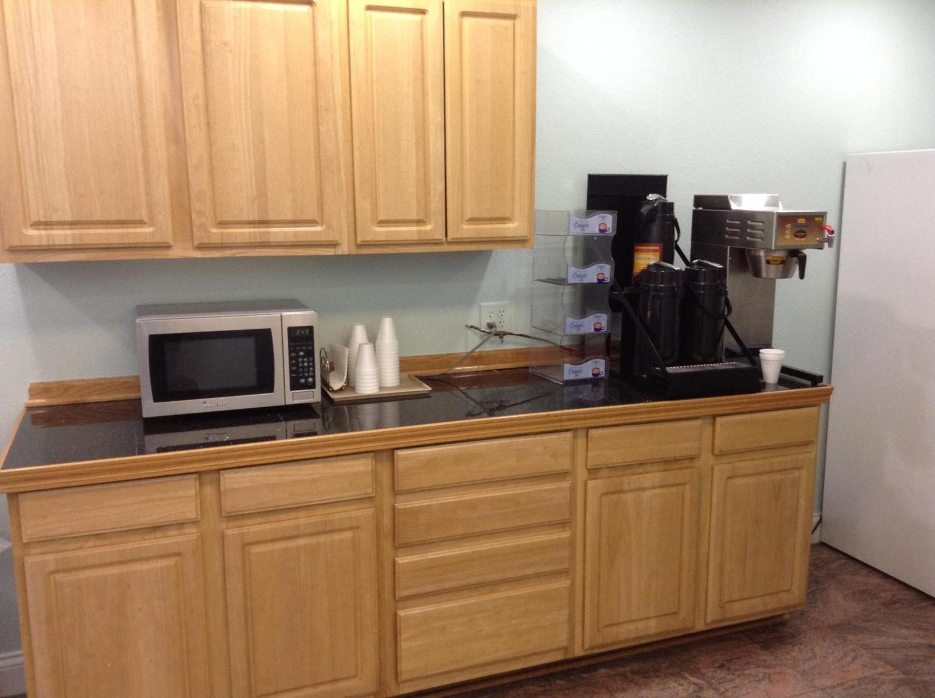 Crossroads Inn photo 14