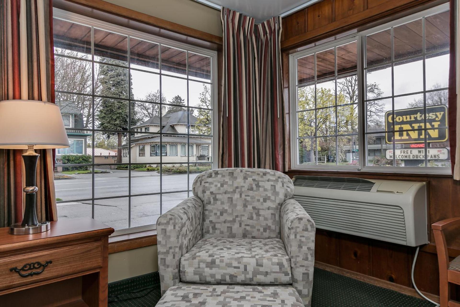 Courtesy Inn Downtown Eugene photo 21