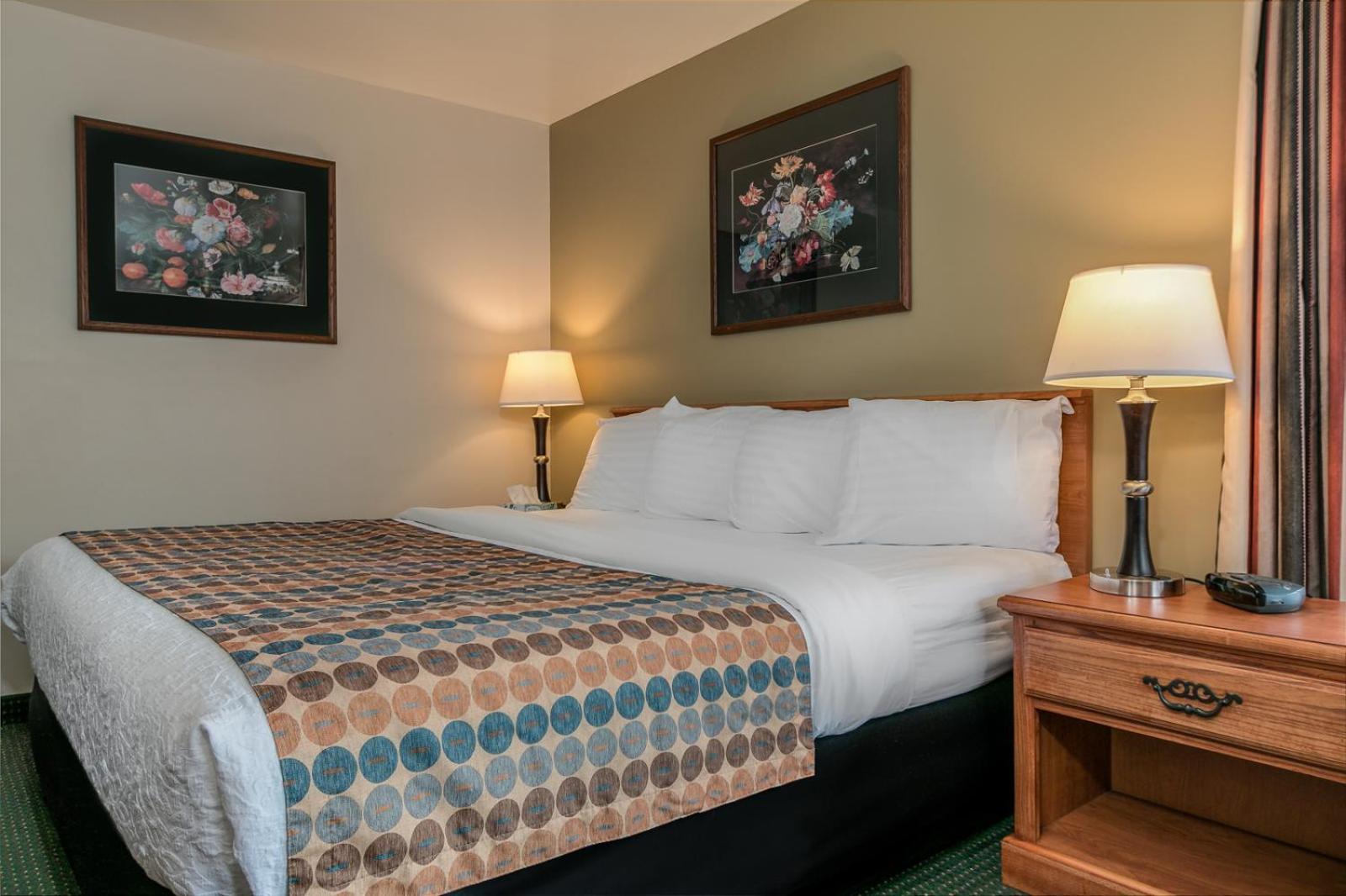 Courtesy Inn Downtown Eugene photo 12