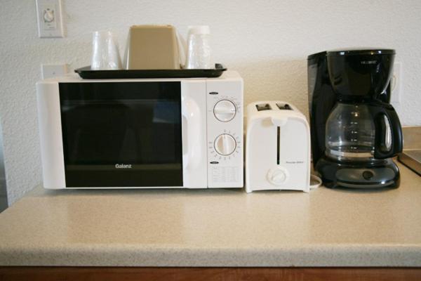 Ponderosa Motel photo 8