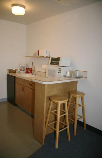 Ponderosa Motel photo 11
