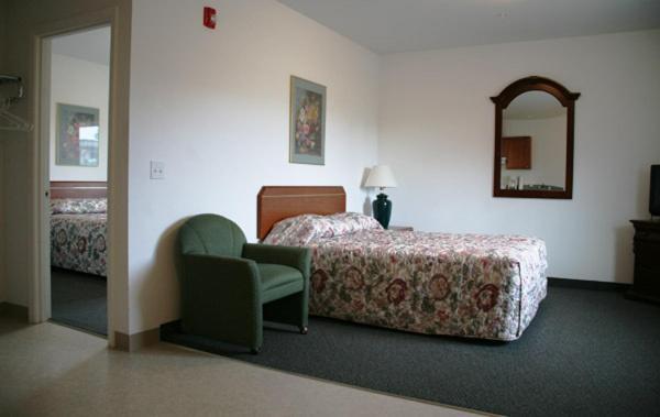 Ponderosa Motel photo 18