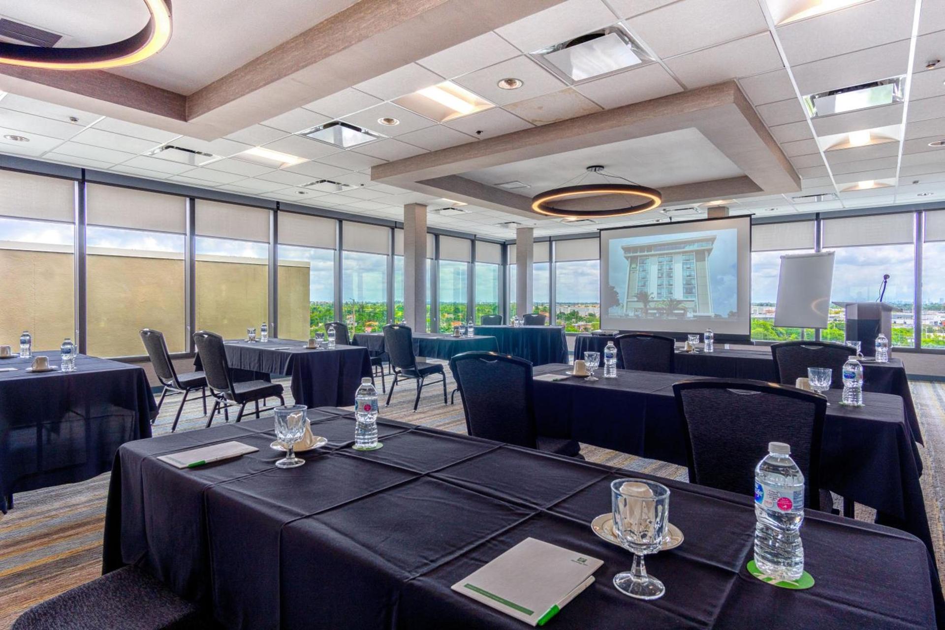 Holiday Inn Miami International Airport by IHG photo 21