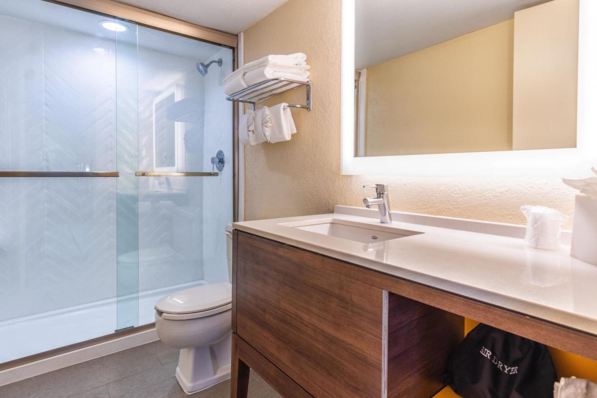 Holiday Inn Miami International Airport by IHG photo 40