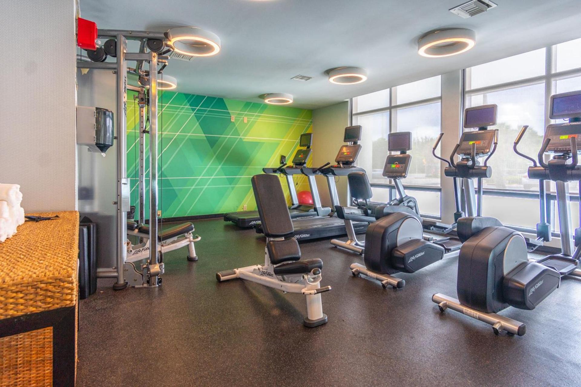 Holiday Inn Miami International Airport by IHG photo 13