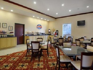 Baymont by Wyndham Henderson photo 20