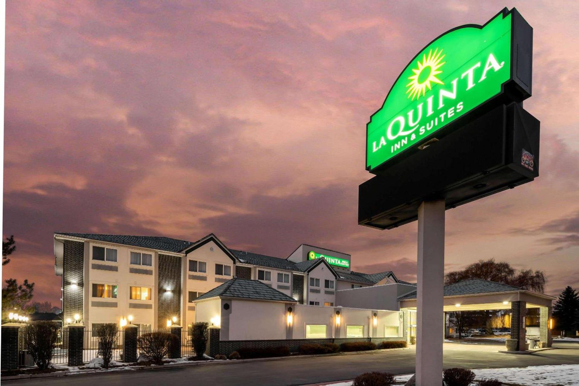 La Quinta by Wyndham Logan photo 3