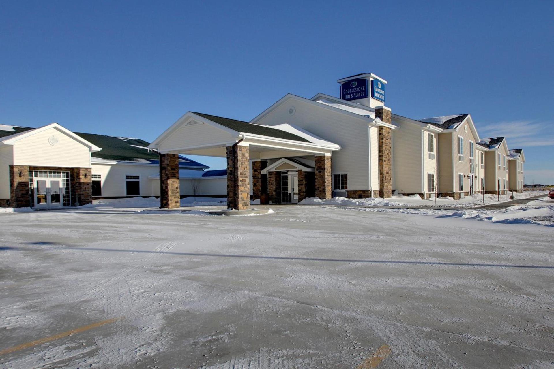 Cobblestone Inn & Suites - Bottineau photo 16
