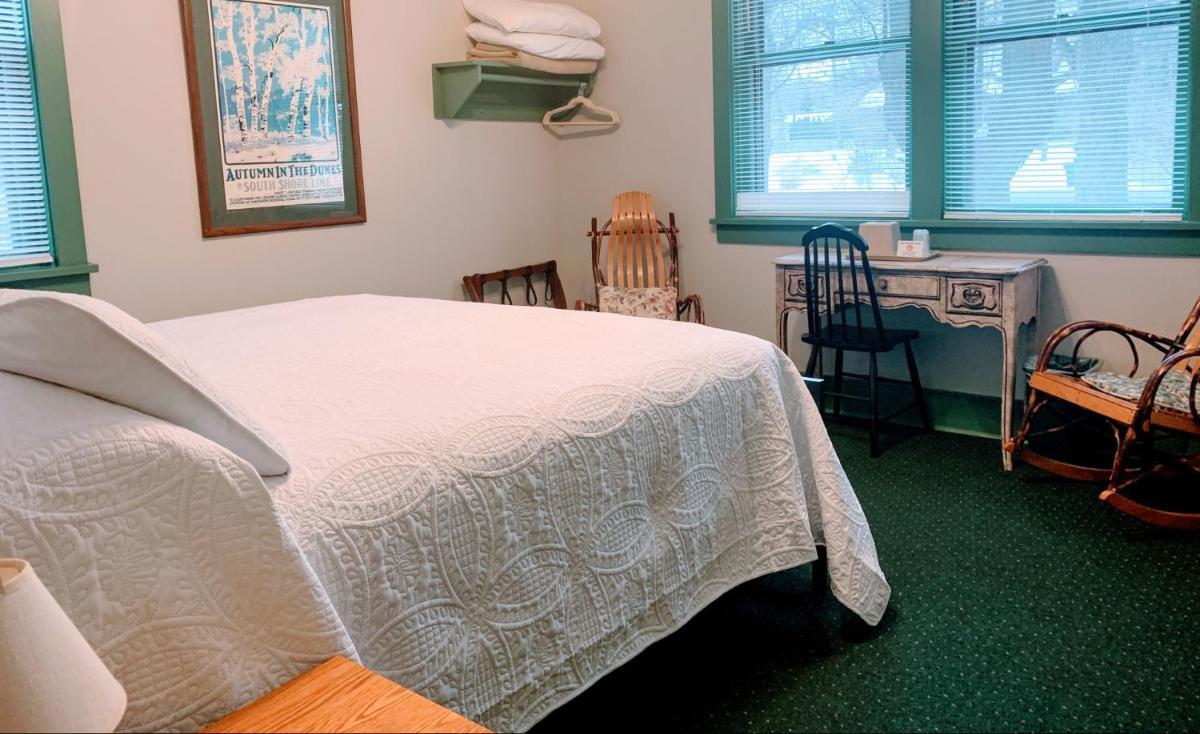 Gordon Beach Inn photo 48