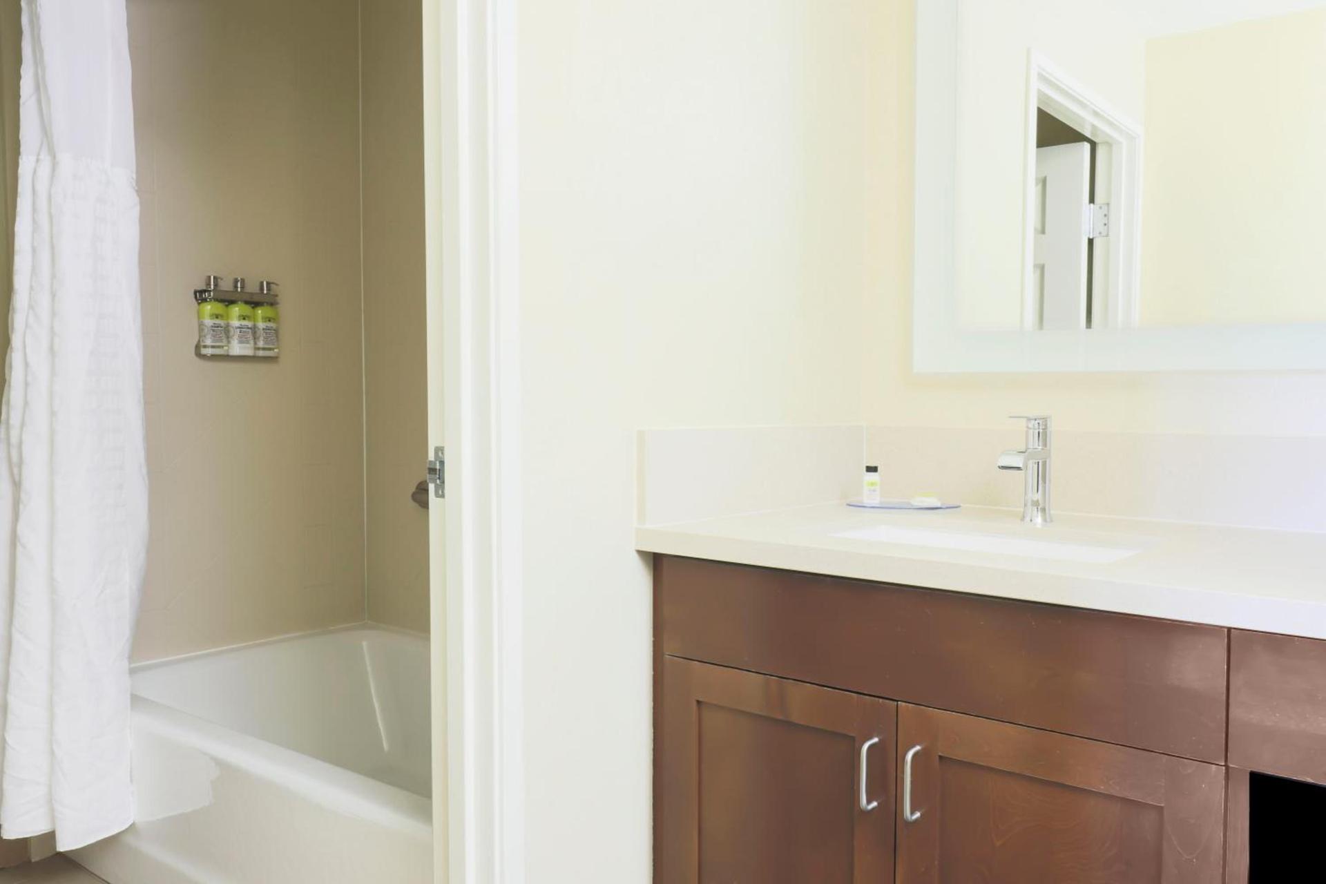 Staybridge Suites Reno Nevada by IHG photo 39