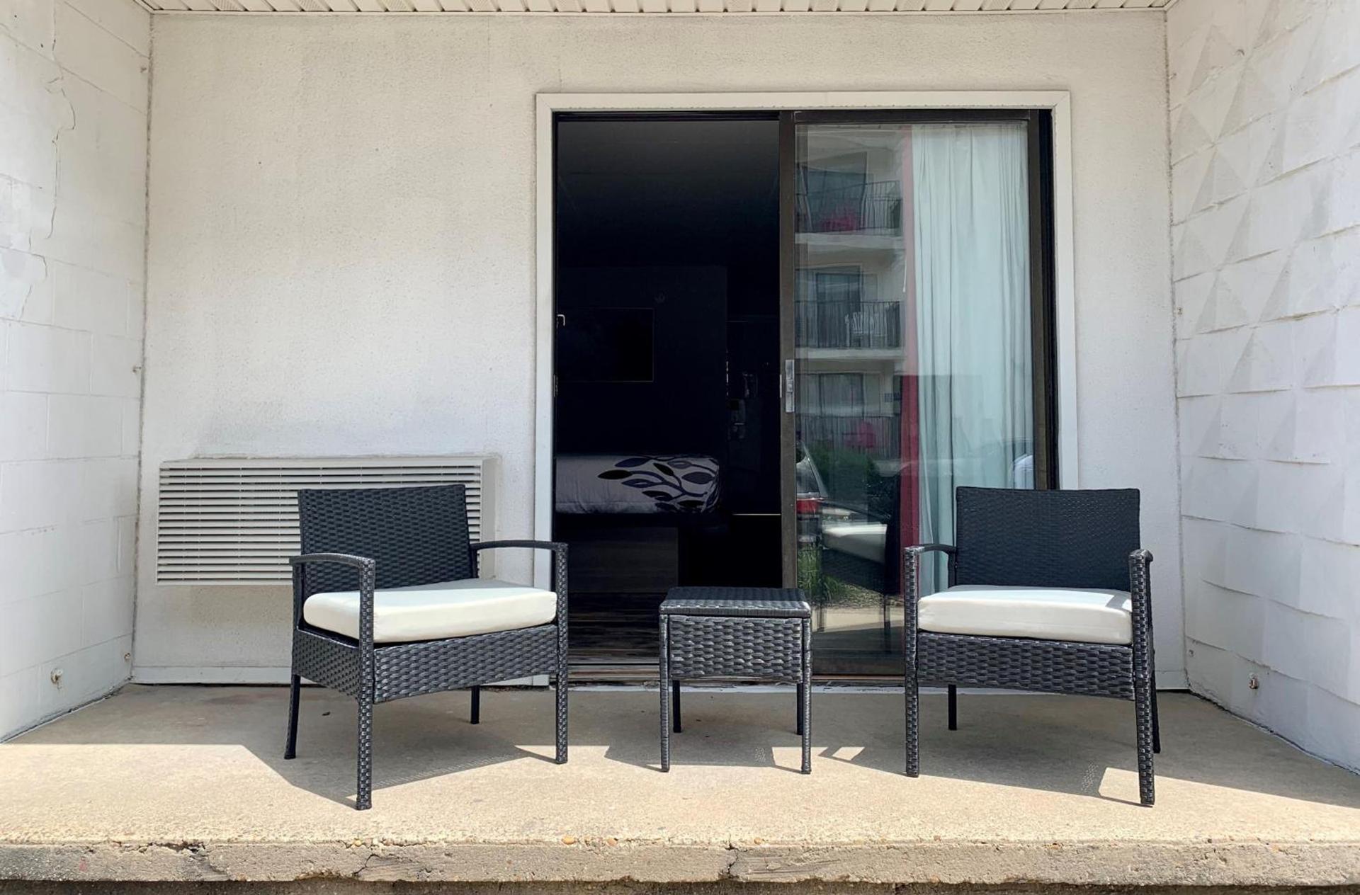 Simple Life Motel photo 8