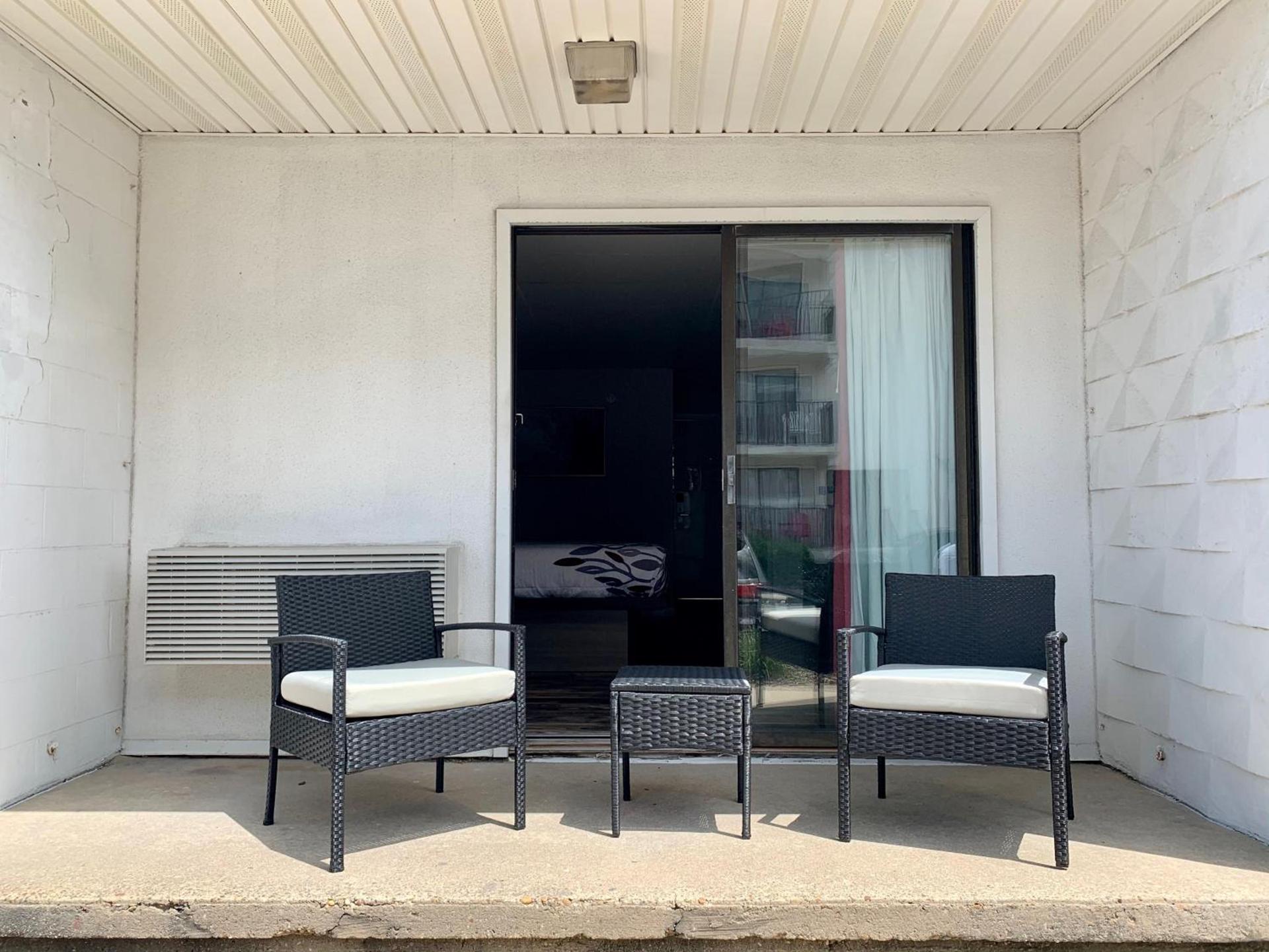 Simple Life Motel photo 6