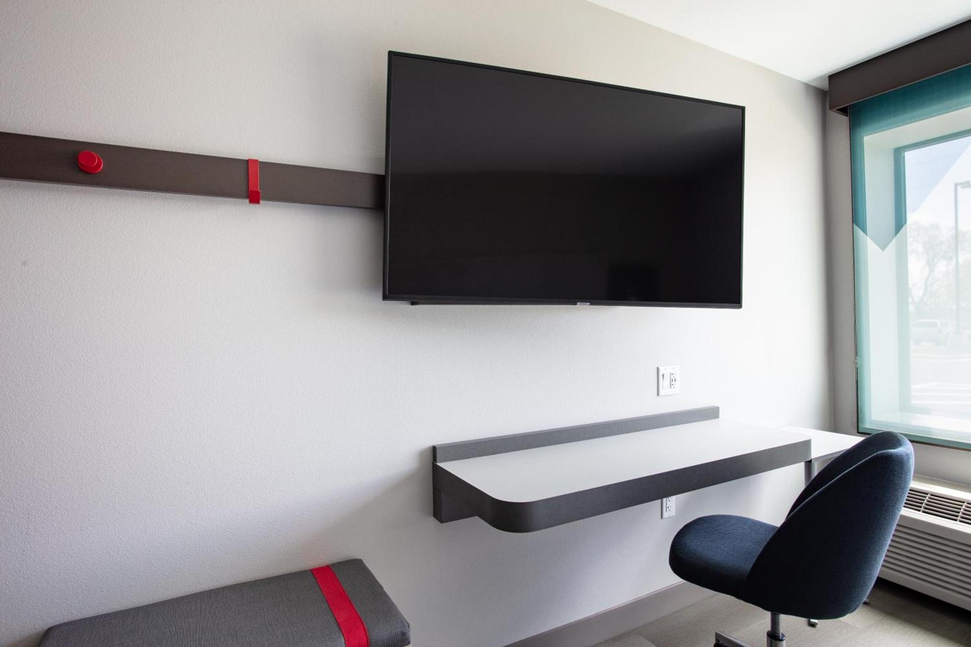 avid hotels - Madison - Monona by IHG photo 7