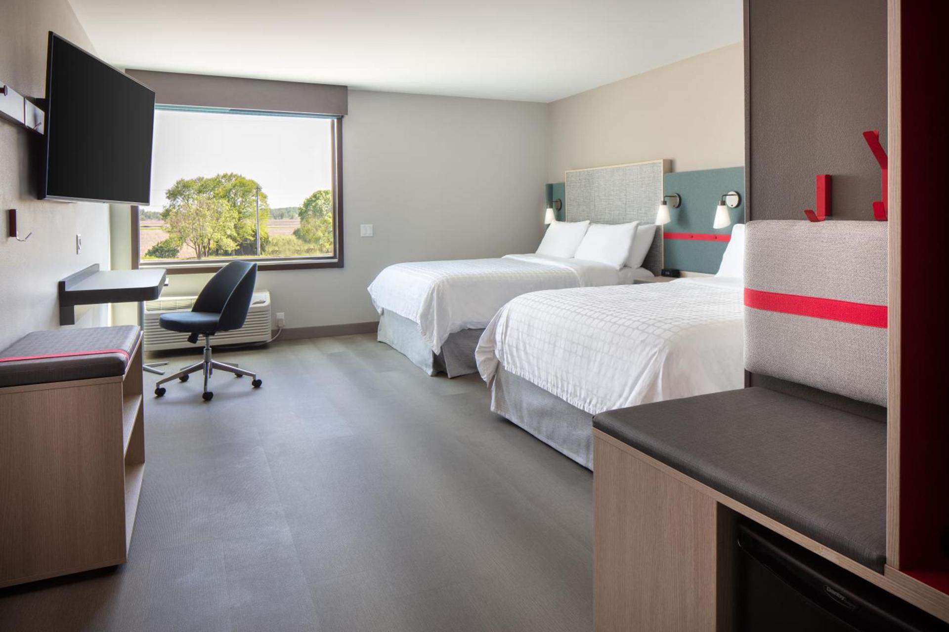 avid hotels - Madison - Monona by IHG photo 2