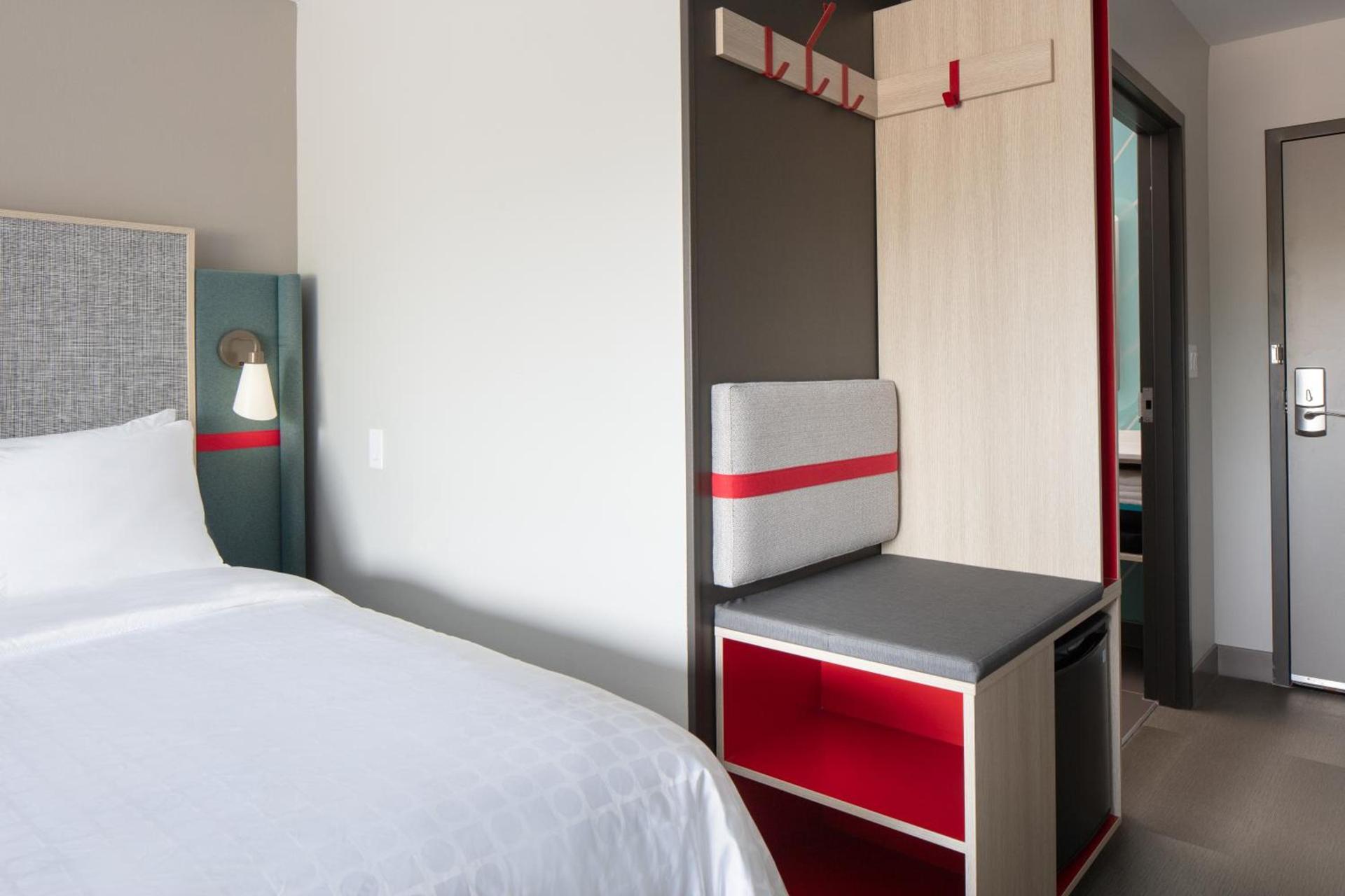 avid hotels - Madison - Monona by IHG photo 19