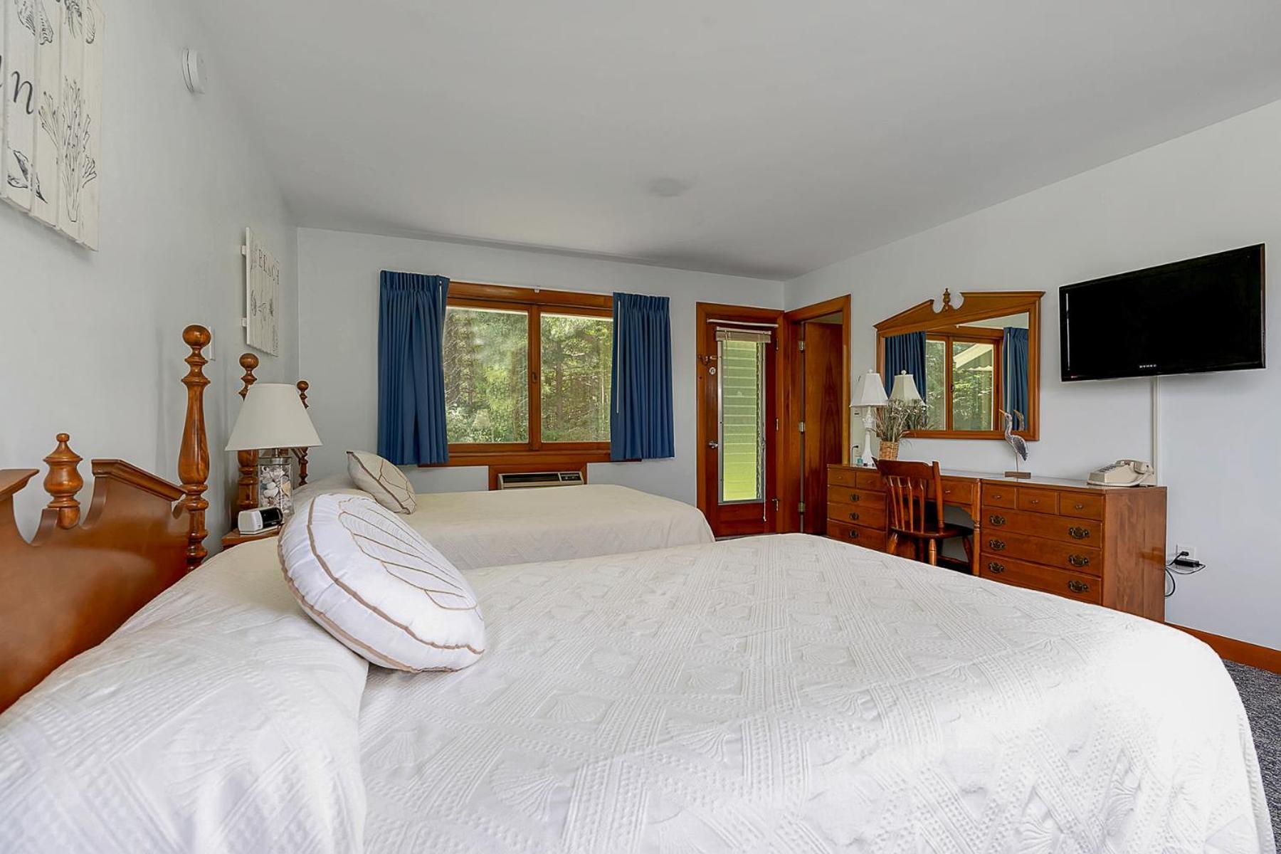 Towne Lyne Motel photo 67