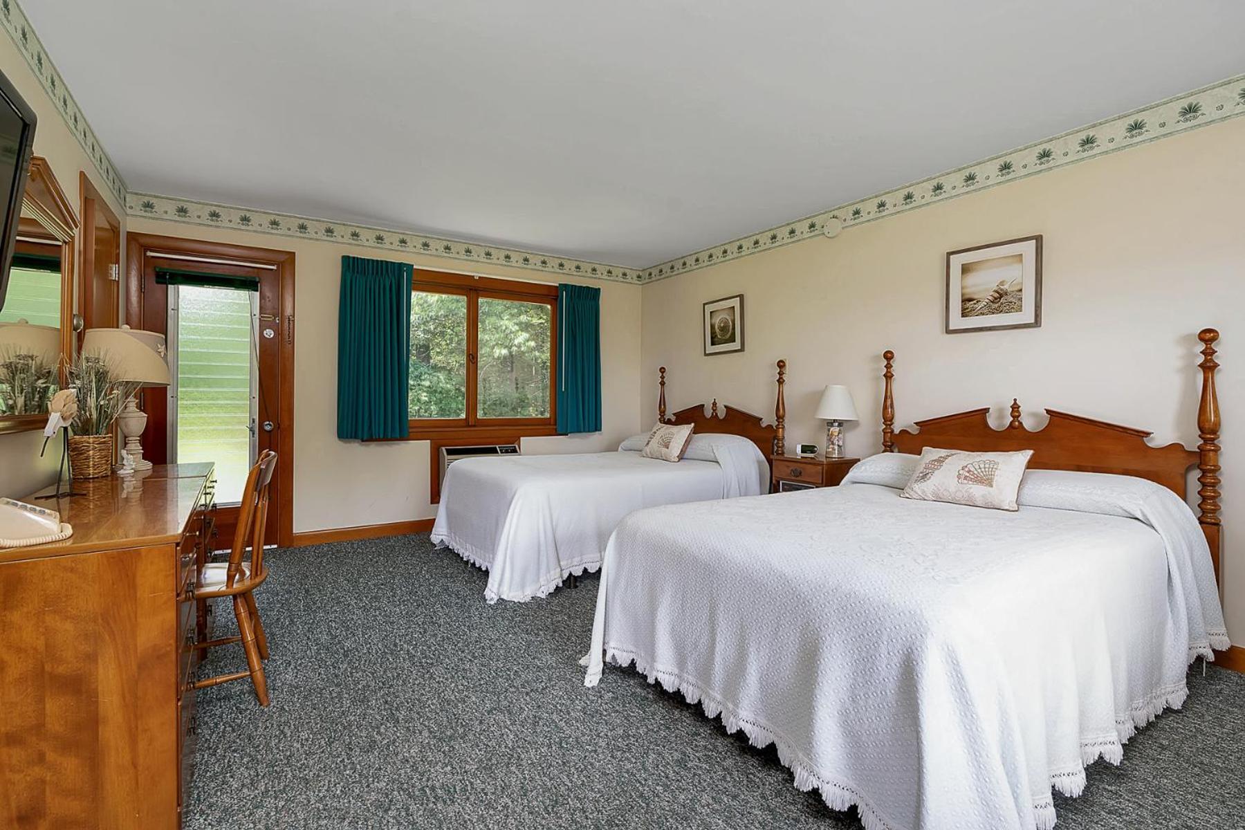 Towne Lyne Motel photo 61