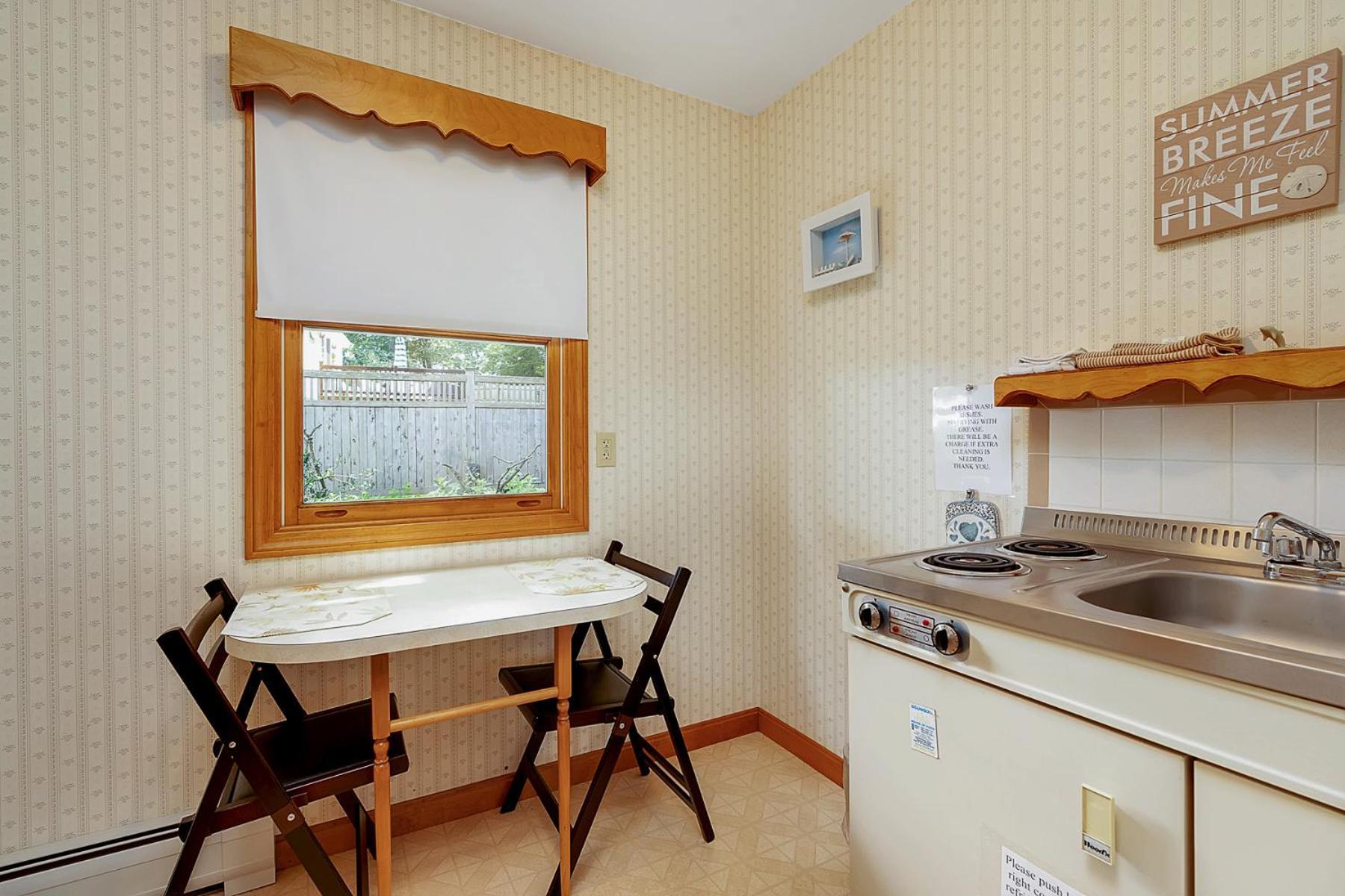 Towne Lyne Motel photo 37