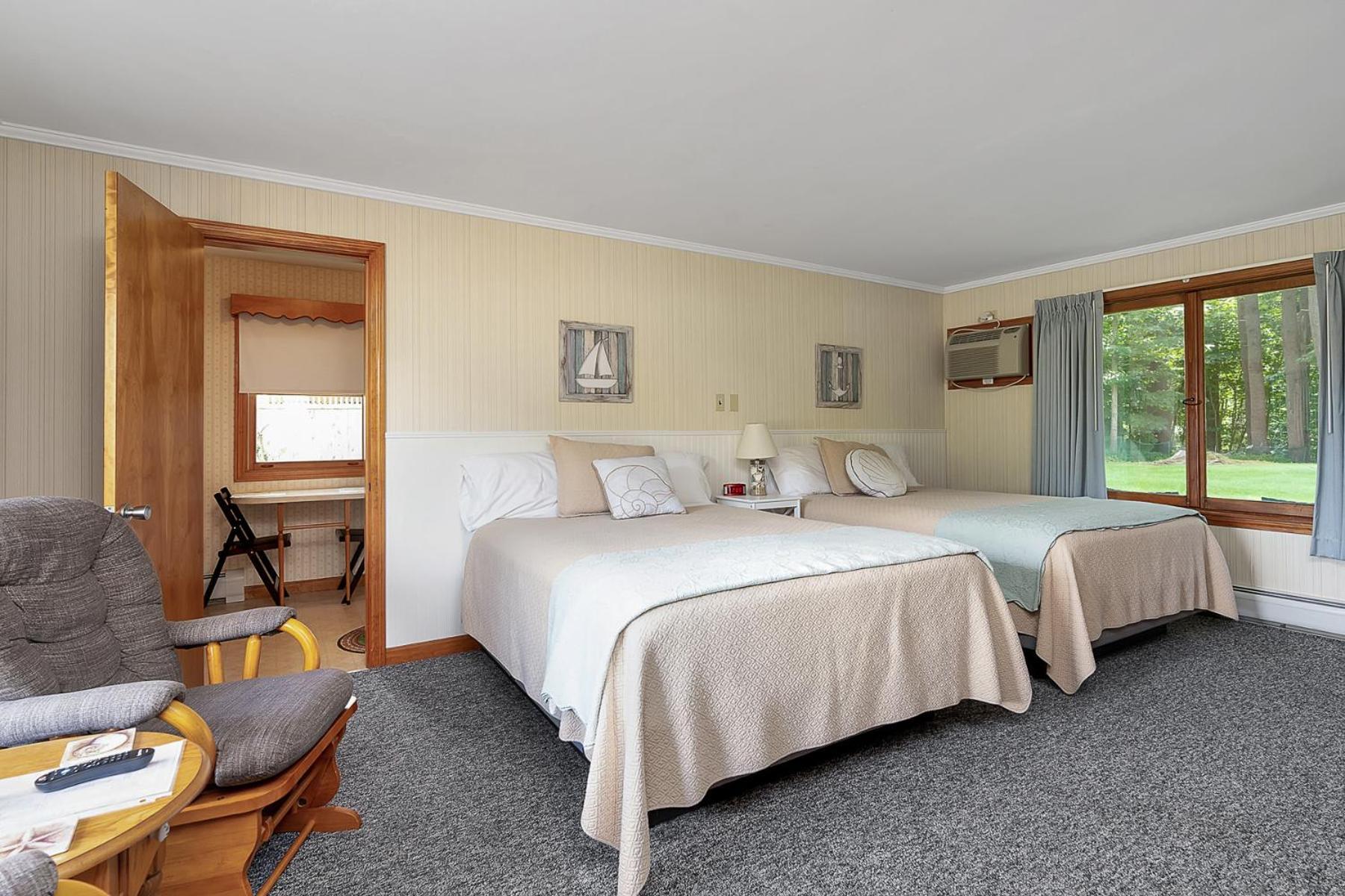 Towne Lyne Motel photo 43