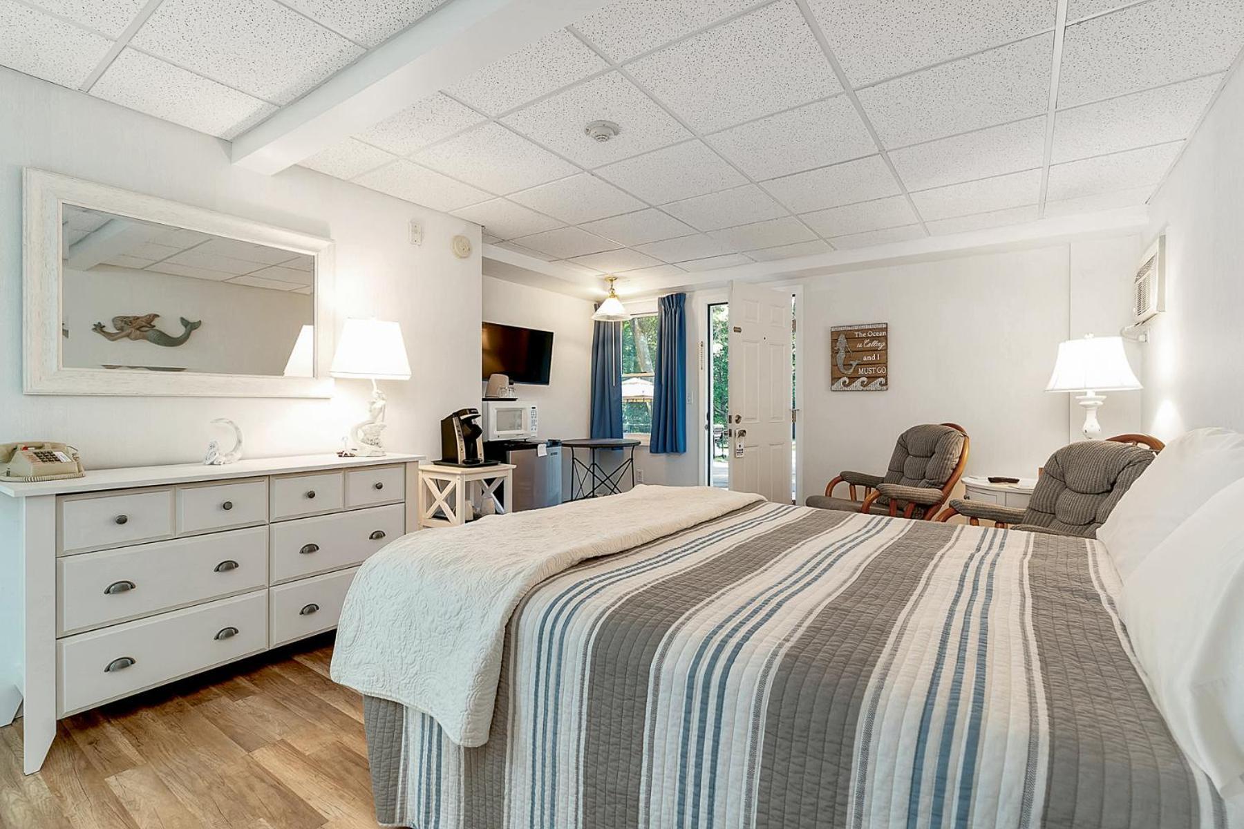 Towne Lyne Motel photo 32