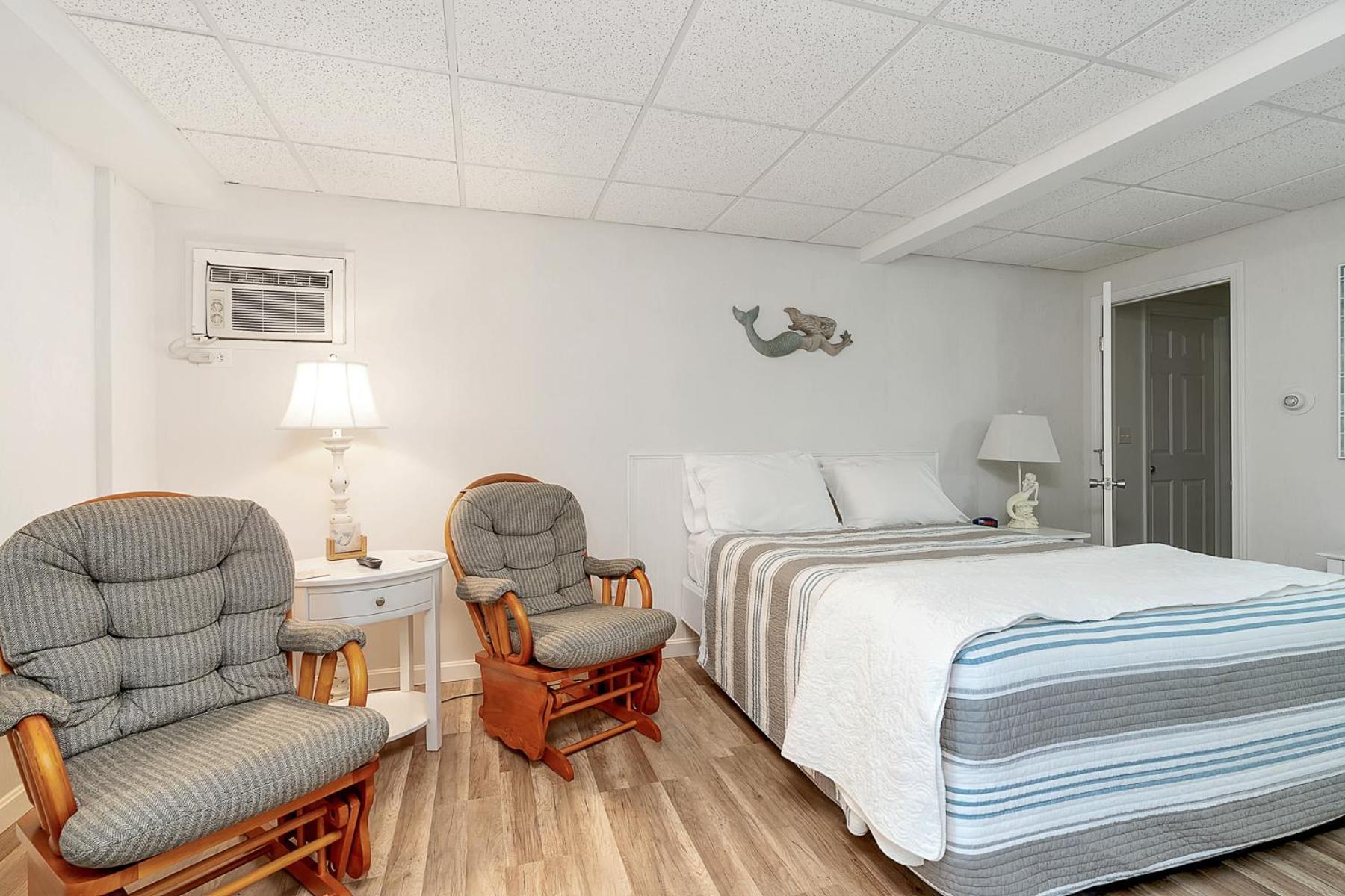 Towne Lyne Motel photo 34