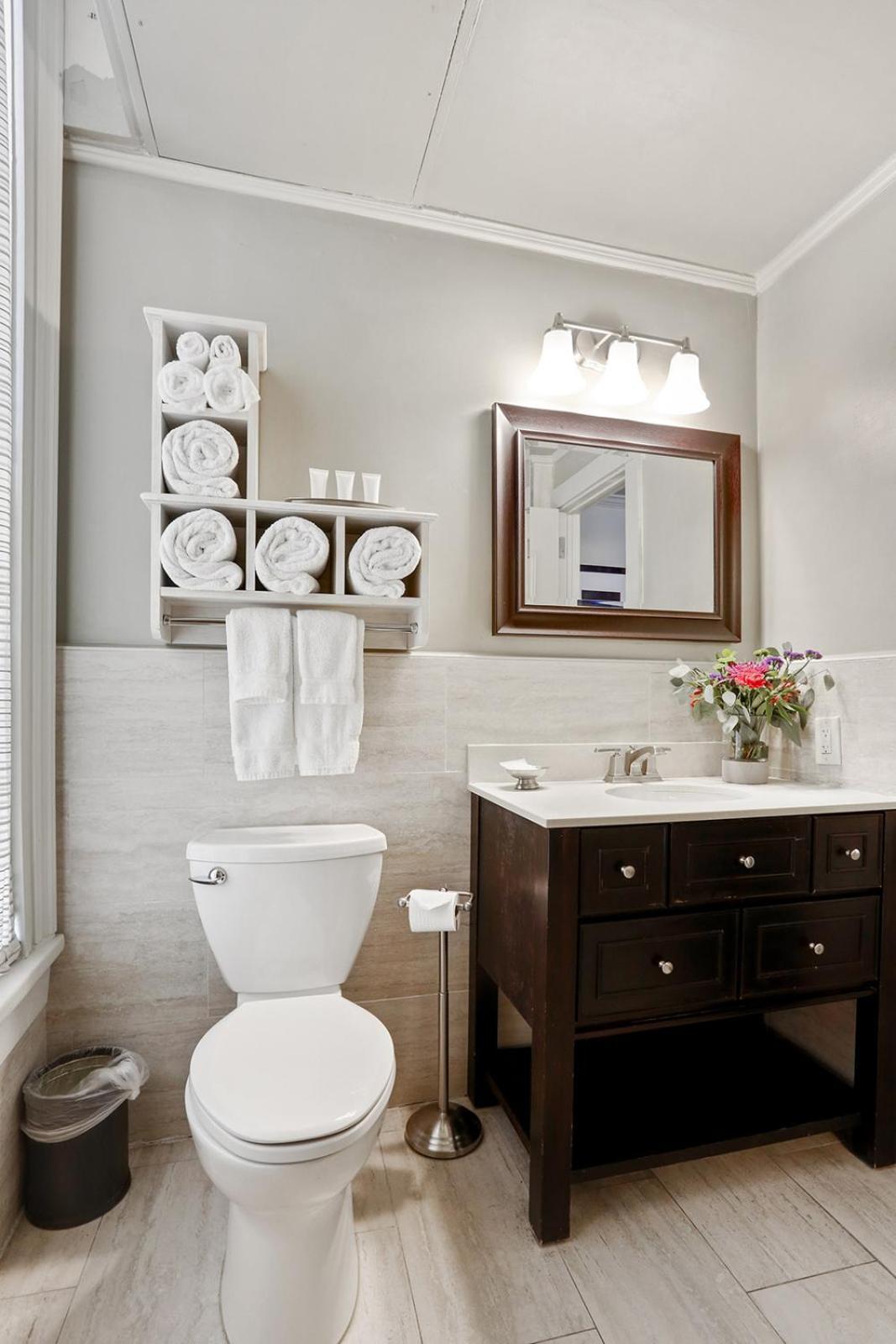 La Galerie French Quarter Hotel photo 40