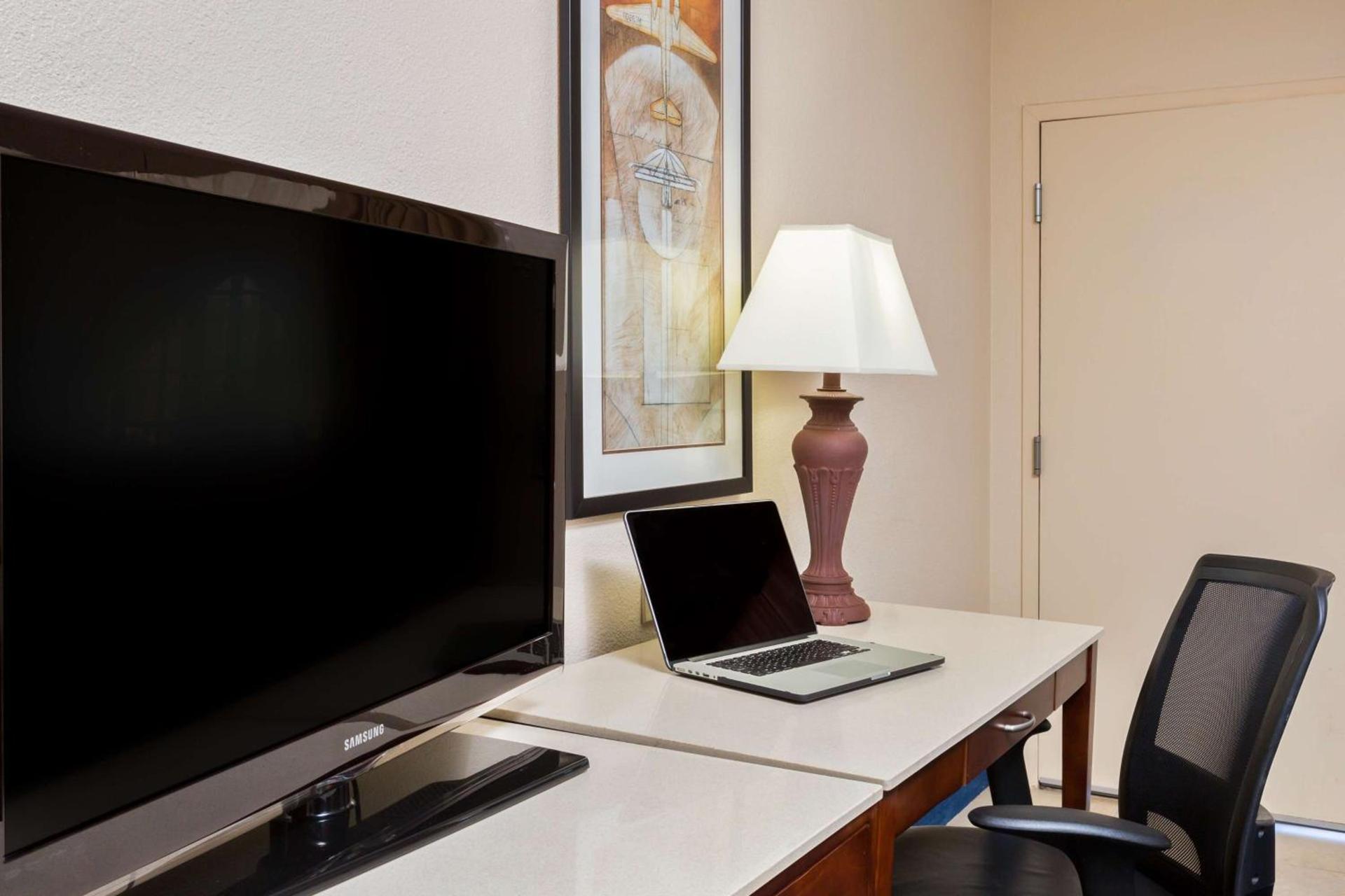 Best Western San Diego/Miramar Hotel photo 14