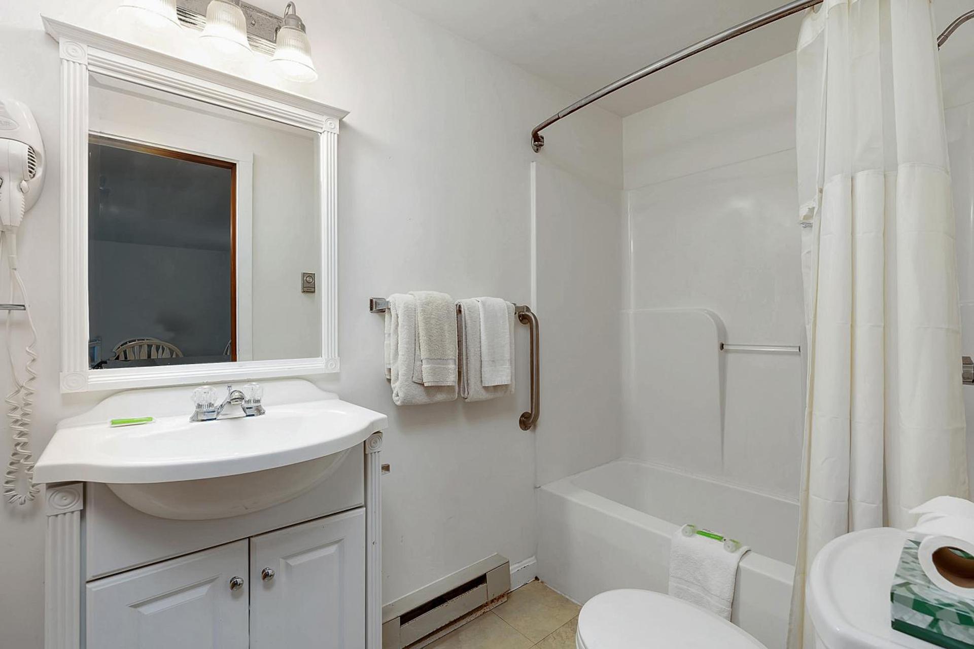 Ne'r Beach Motel photo 8