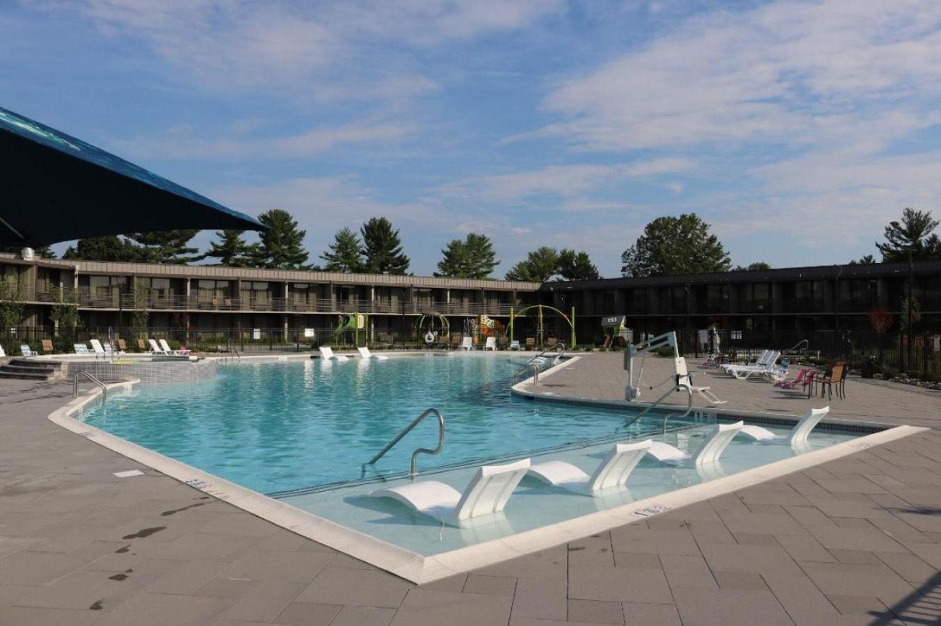Wyndham Lancaster Resort and Convention Center photo 70