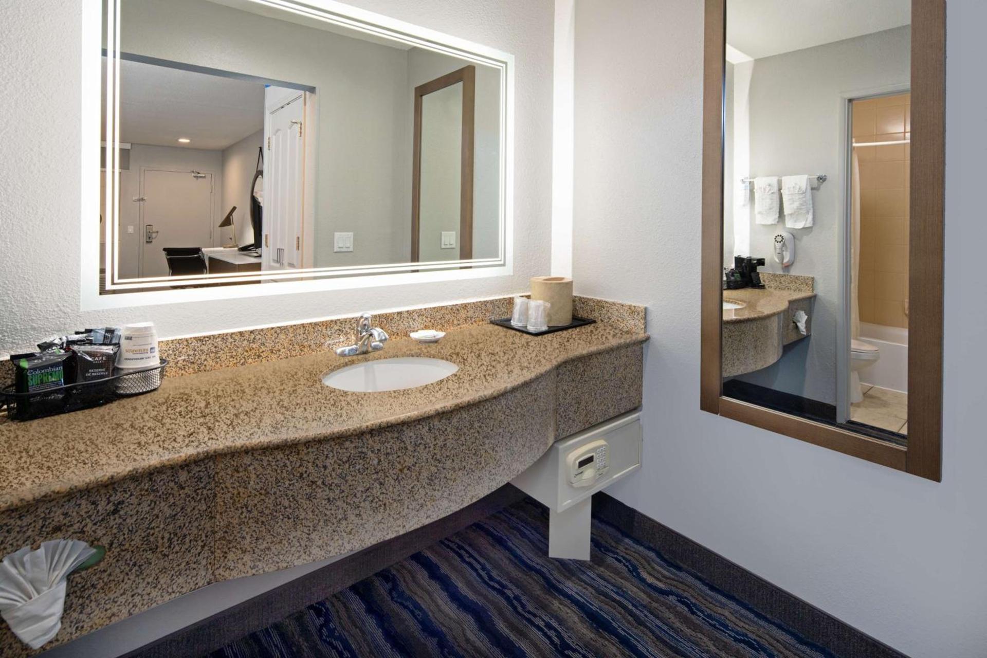 Best Western San Diego/Miramar Hotel photo 15