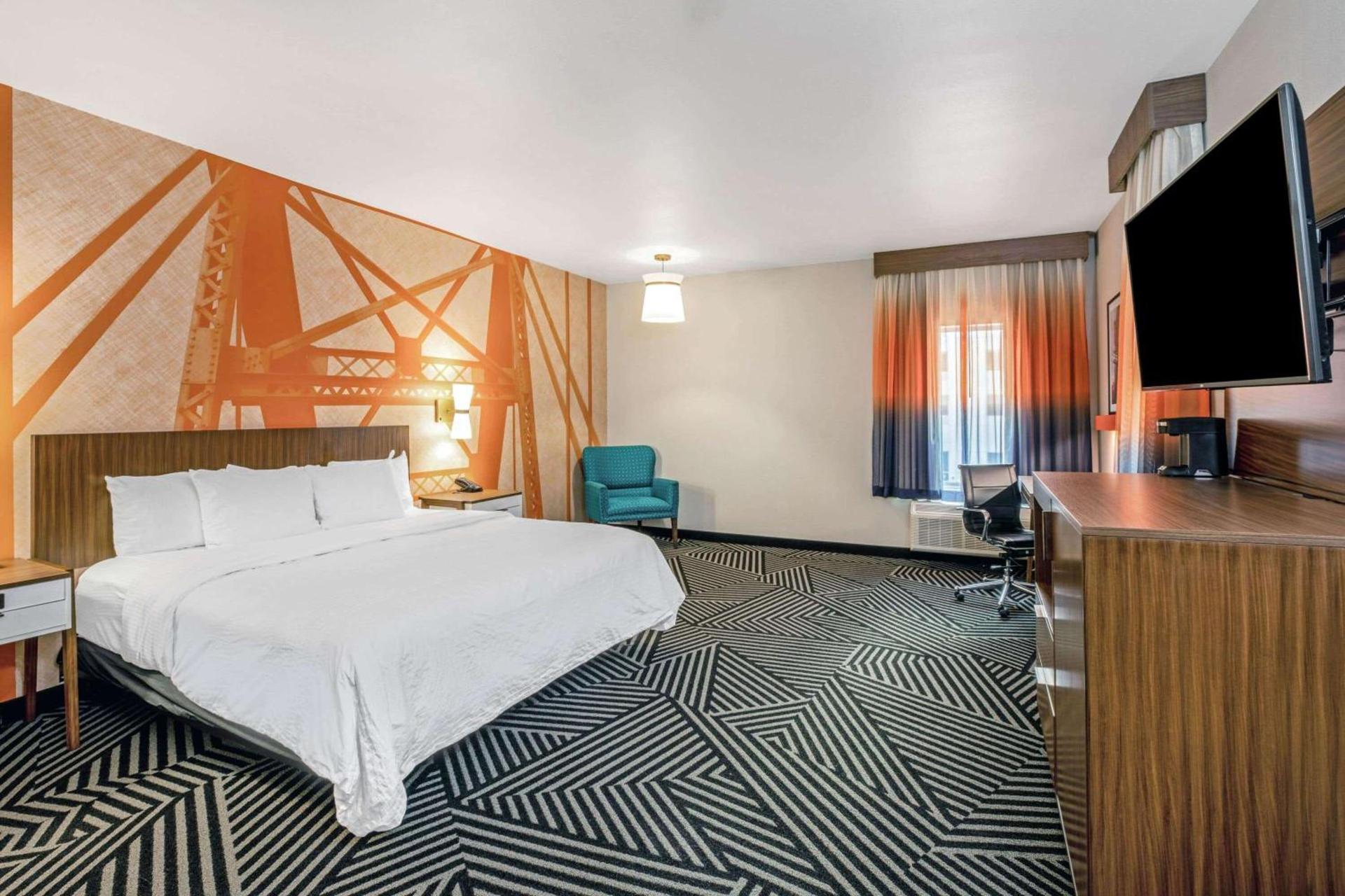 La Quinta by Wyndham Waco Baylor Downtown photo 13