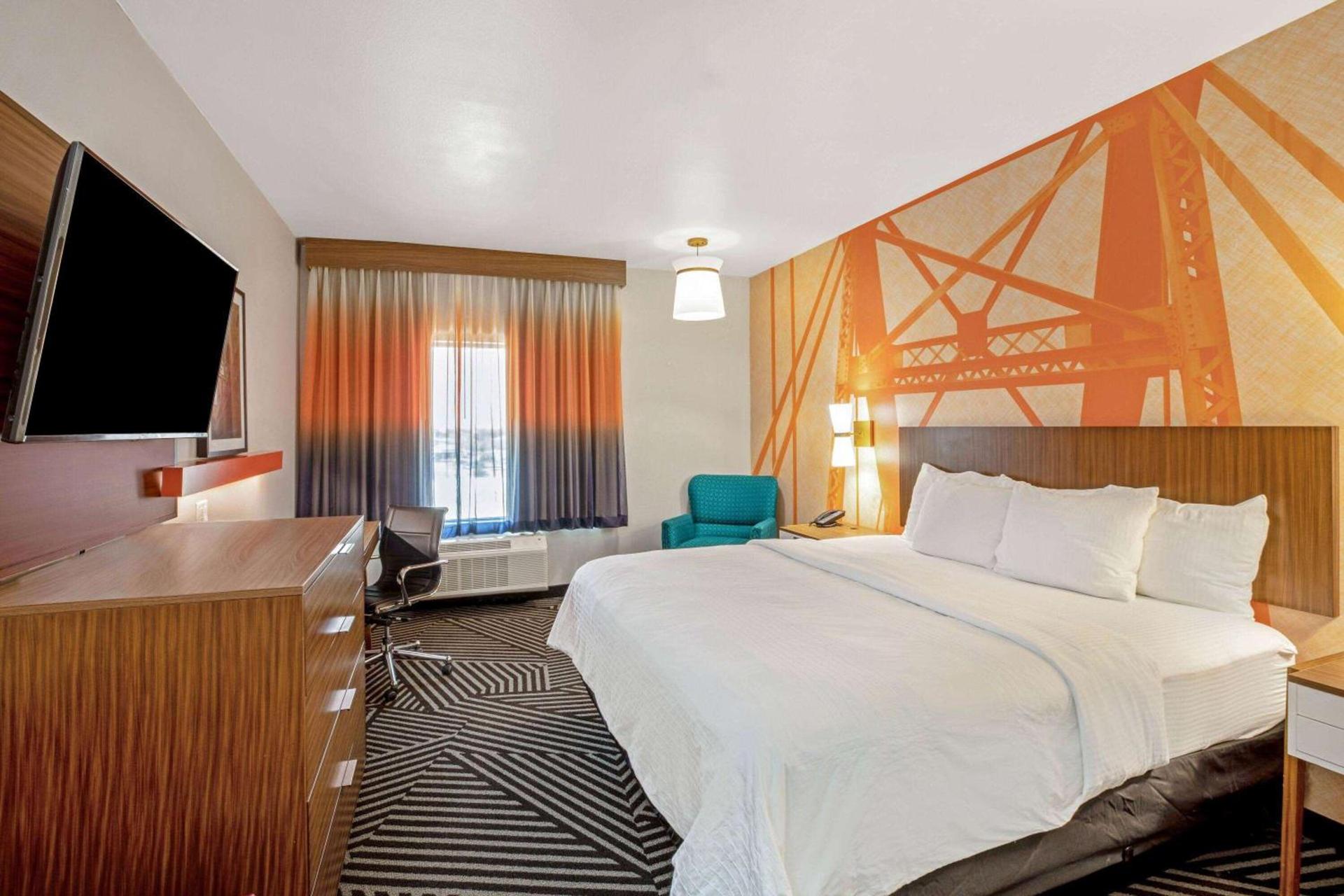 La Quinta by Wyndham Waco Baylor Downtown photo 21