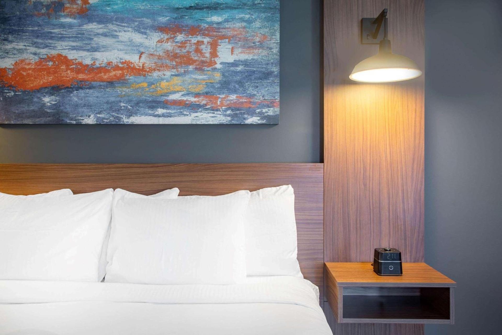 La Quinta Inn & Suites by Wyndham Oxford photo 14