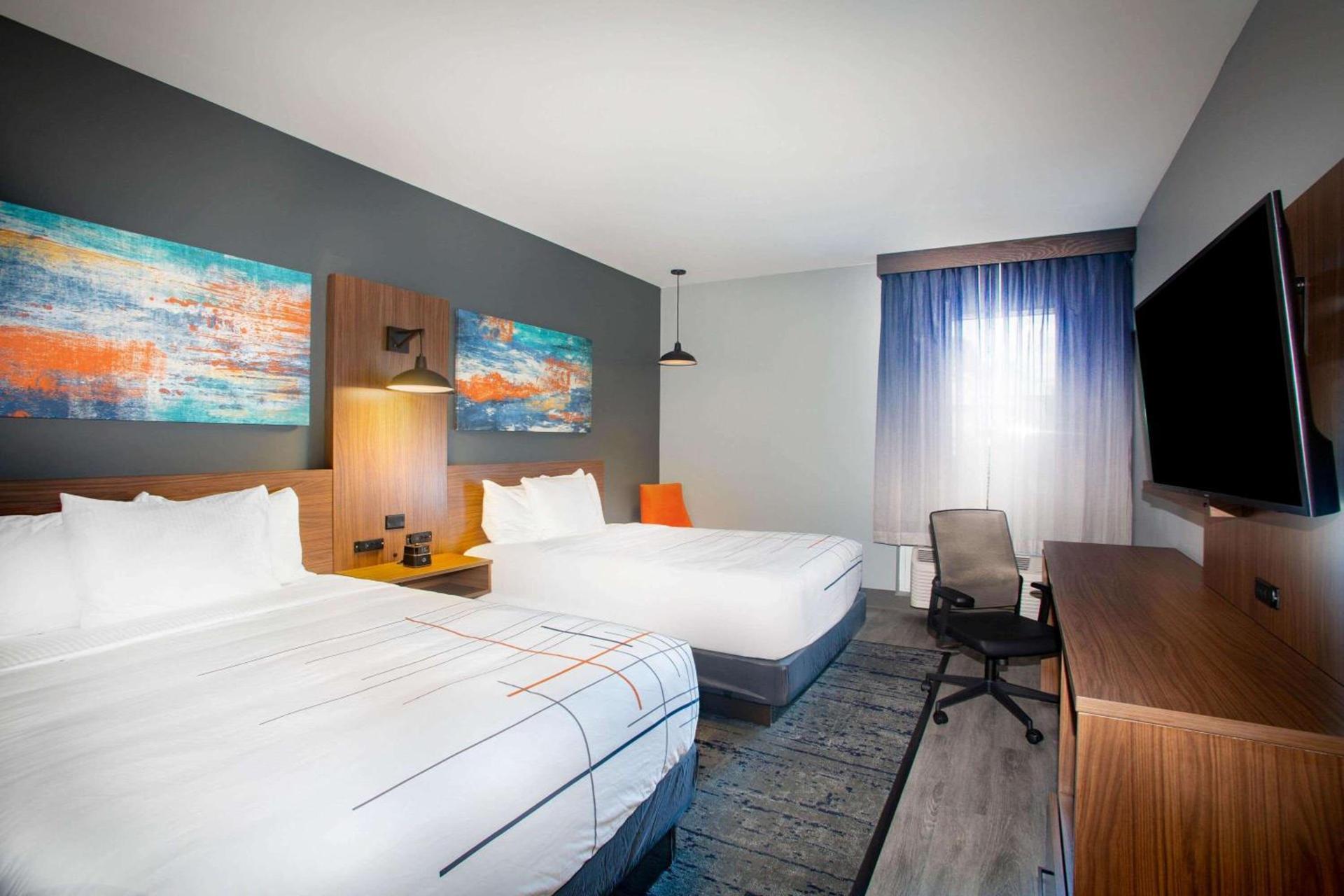 La Quinta Inn & Suites by Wyndham Oxford photo 19