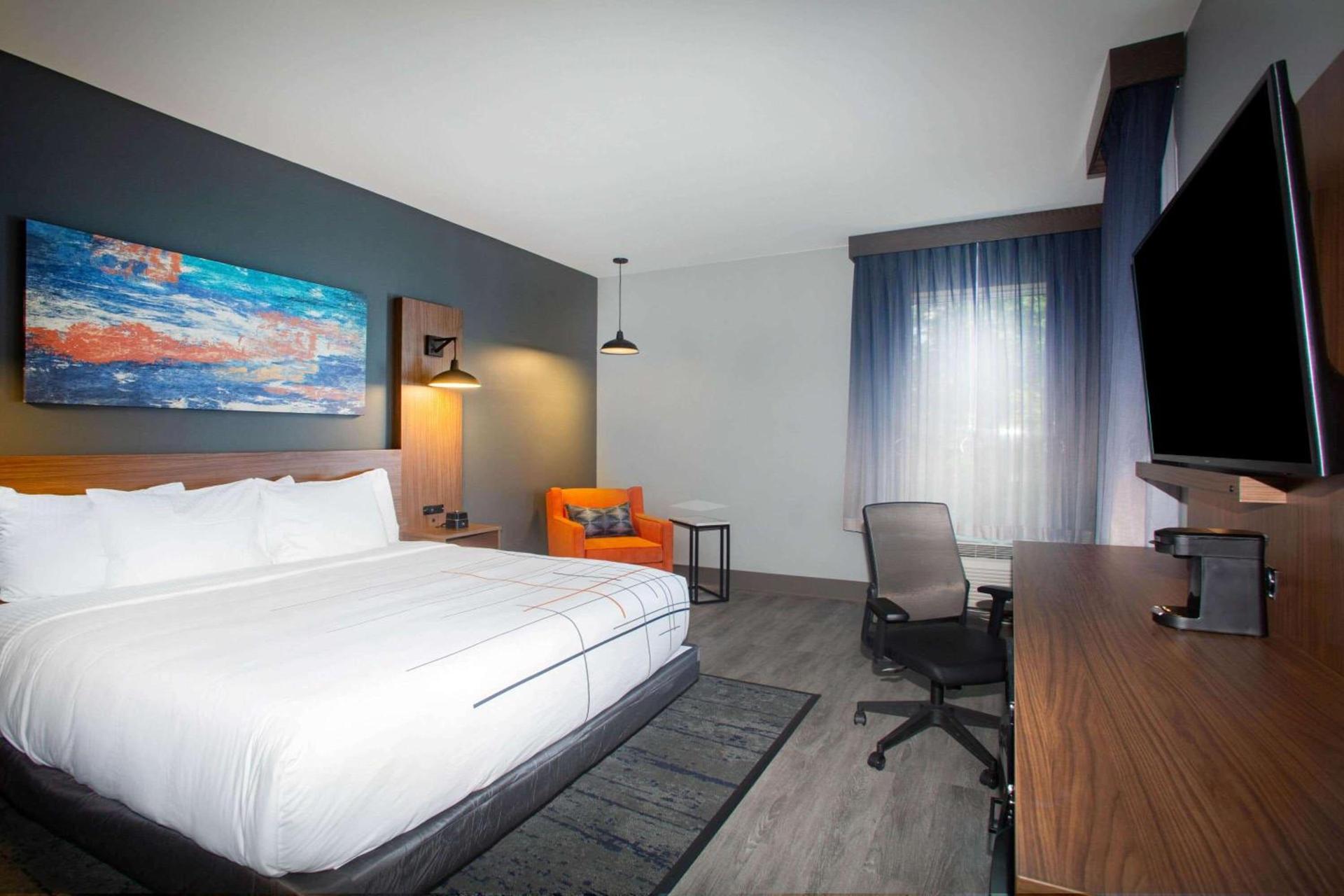 La Quinta Inn & Suites by Wyndham Oxford photo 21
