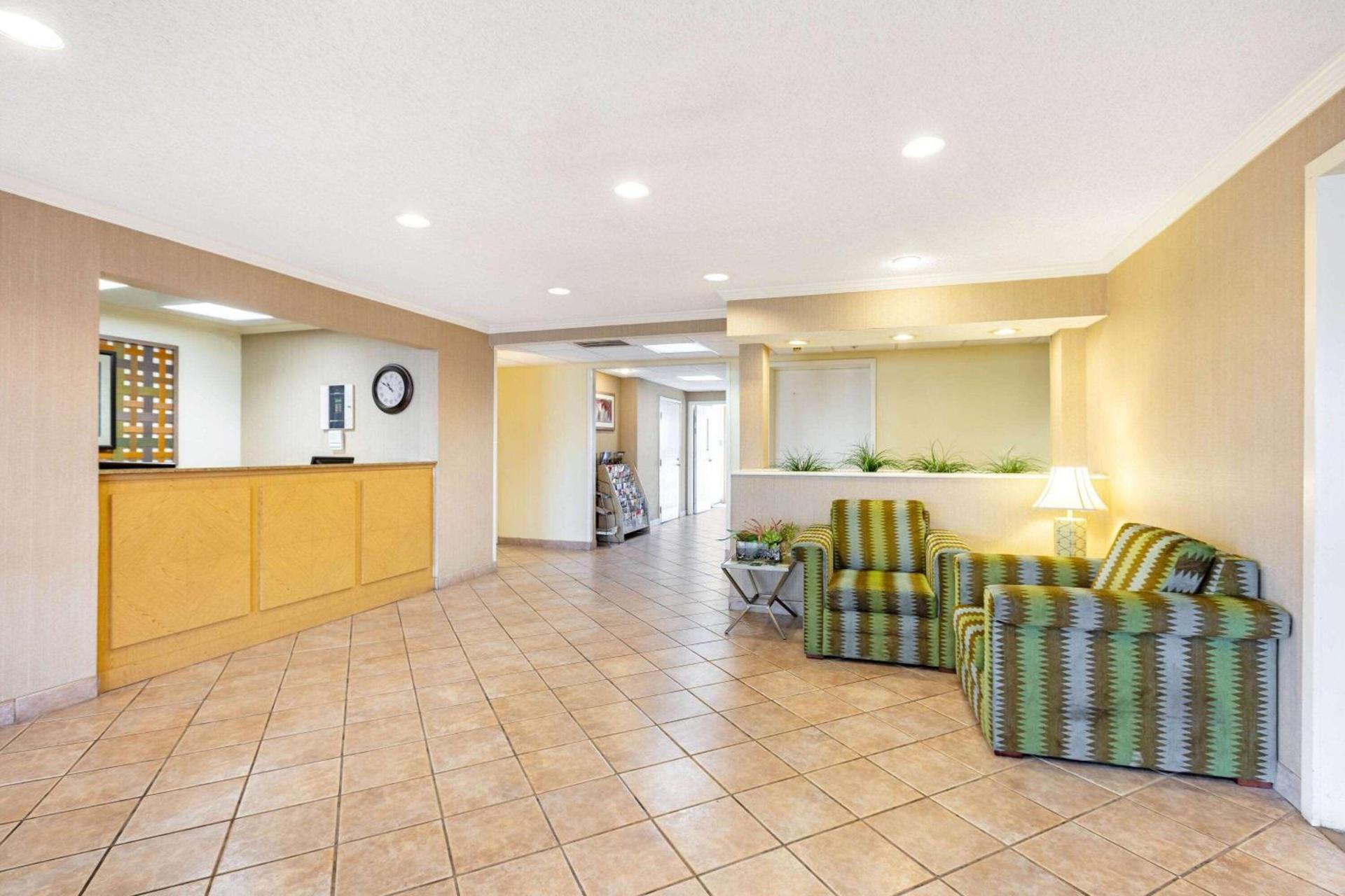 La Quinta by Wyndham El Paso East photo 3