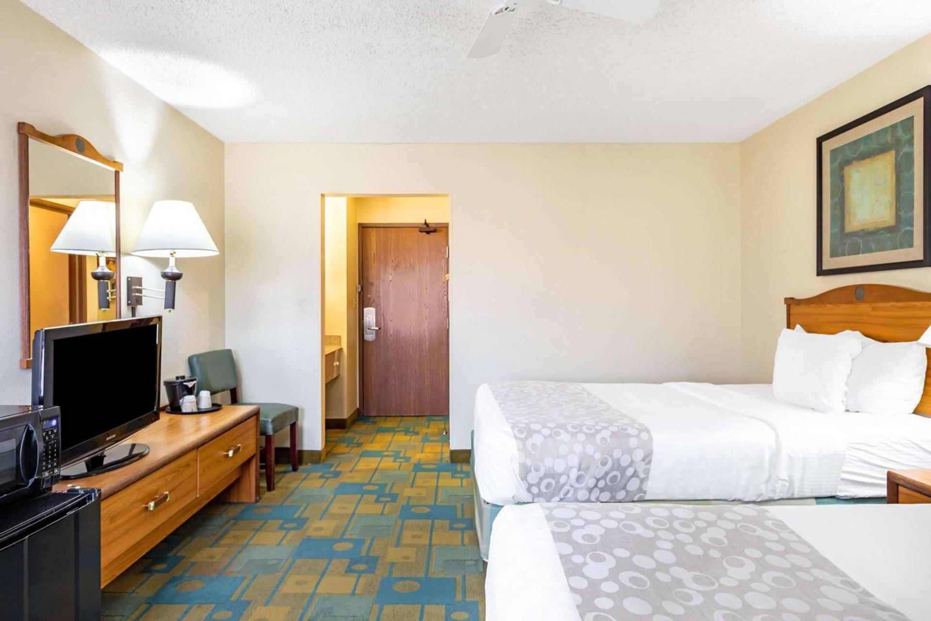 La Quinta by Wyndham El Paso East photo 9