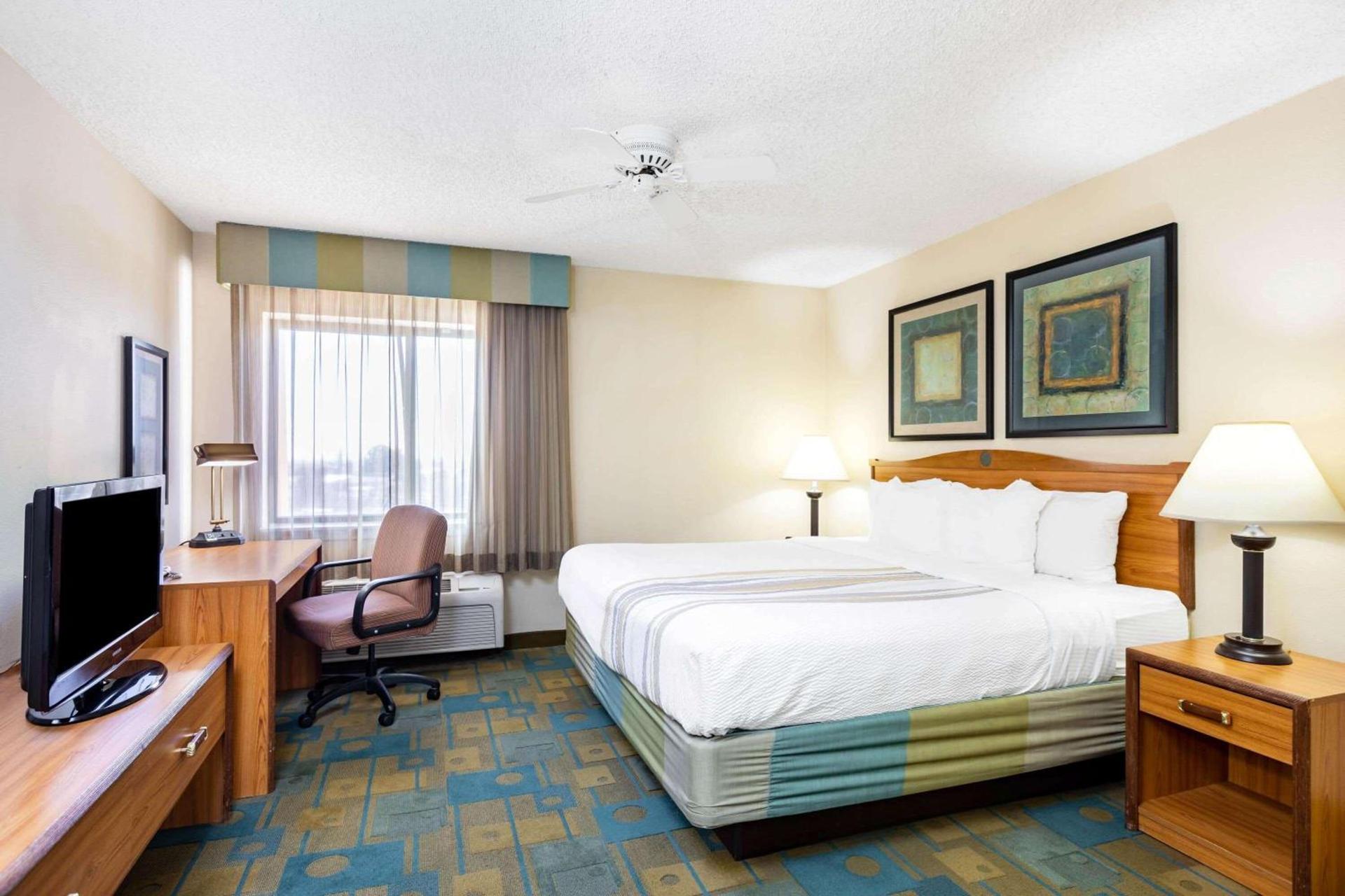 La Quinta by Wyndham El Paso East photo 13