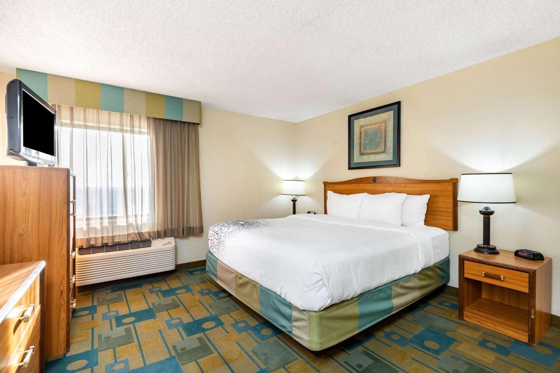 La Quinta by Wyndham El Paso East photo 23