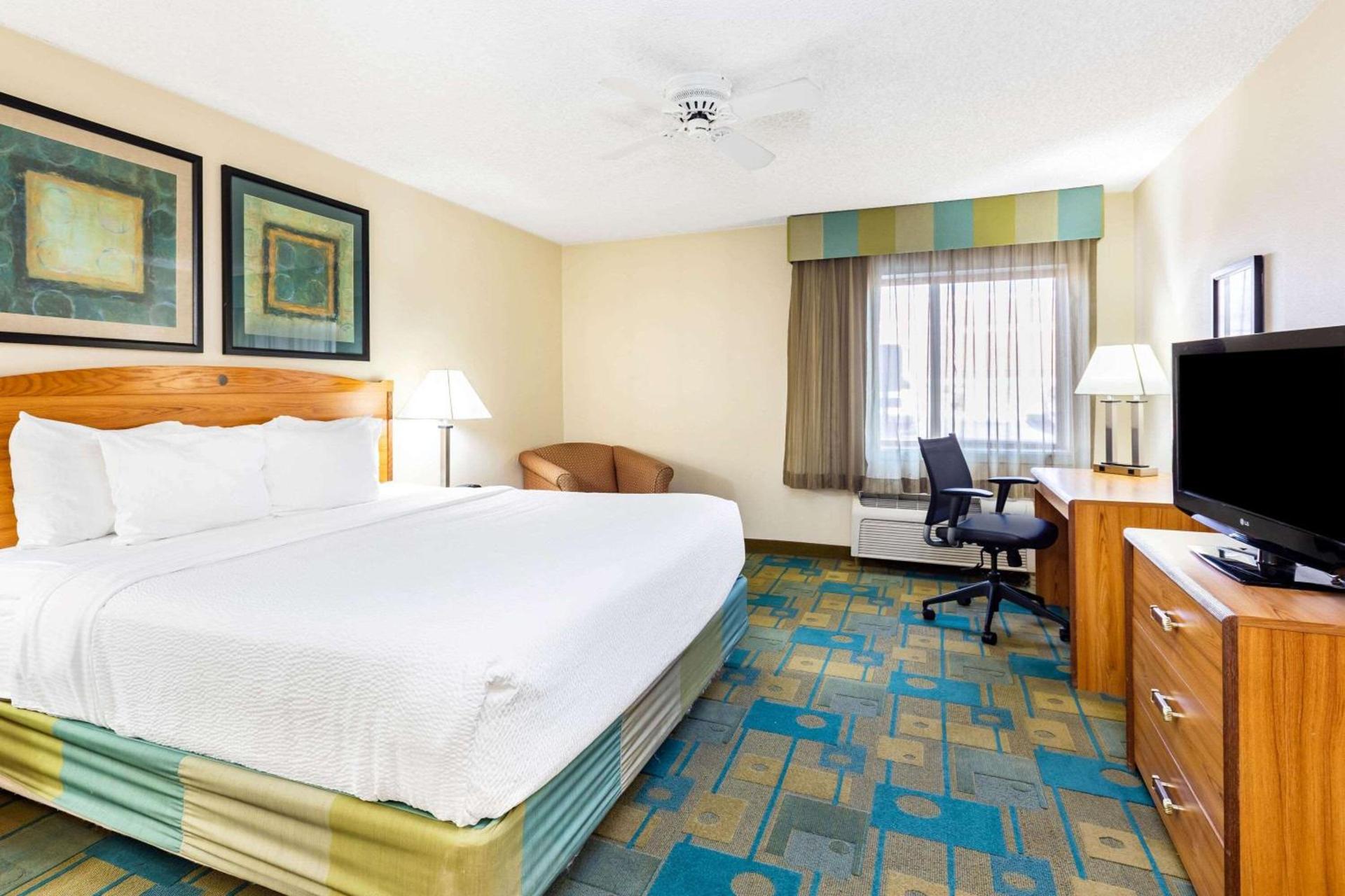 La Quinta by Wyndham El Paso East photo 24